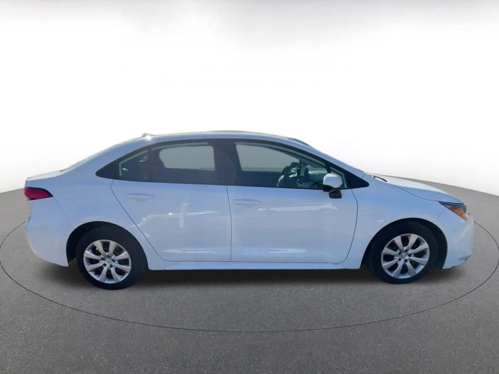 Thumbnail: 2025 Toyota Corolla - 16