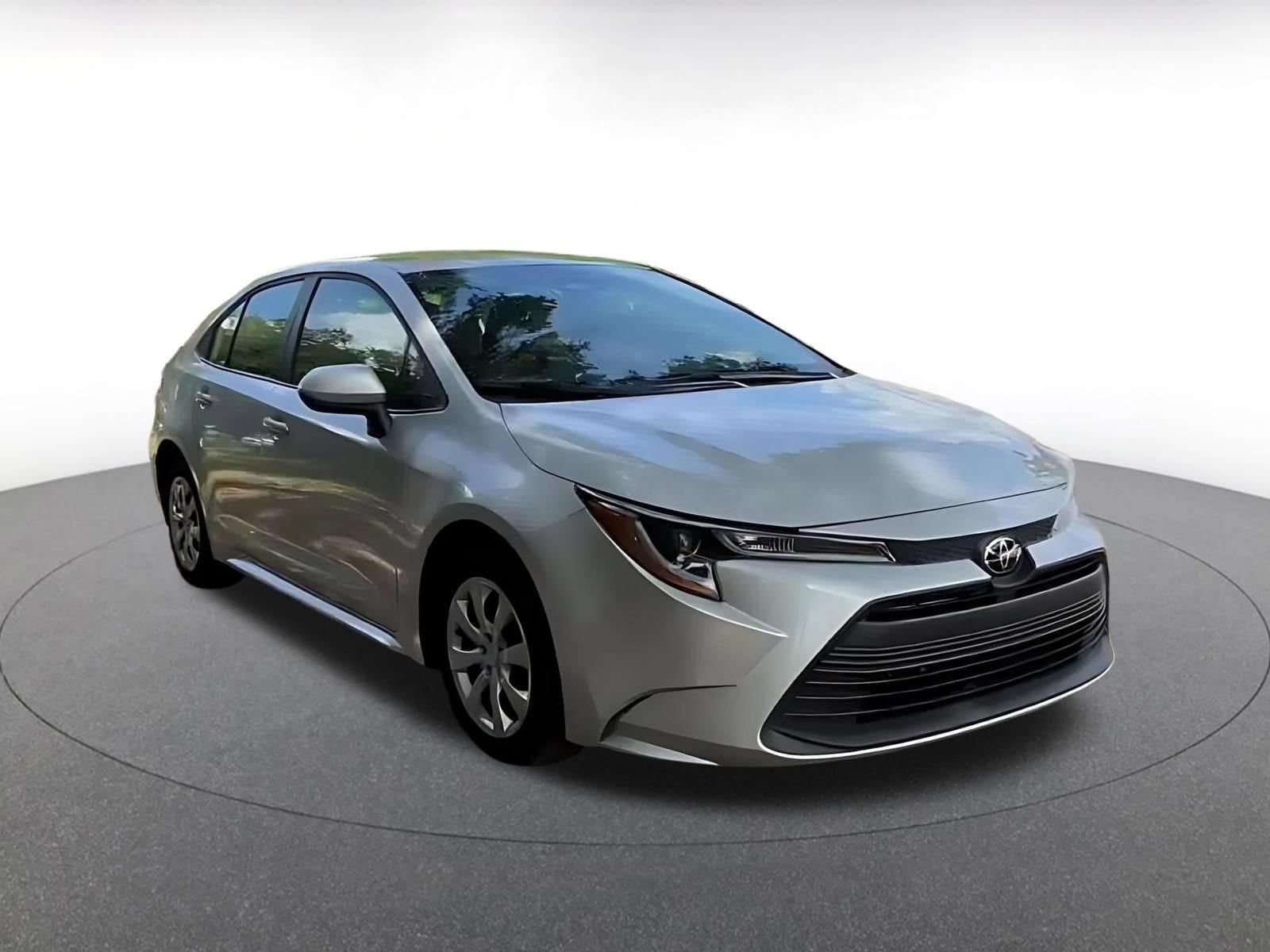 Thumbnail: 2025 Toyota Corolla - 2