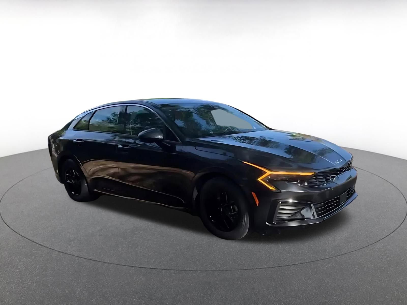 Thumbnail: 2025 Kia K5 - 15