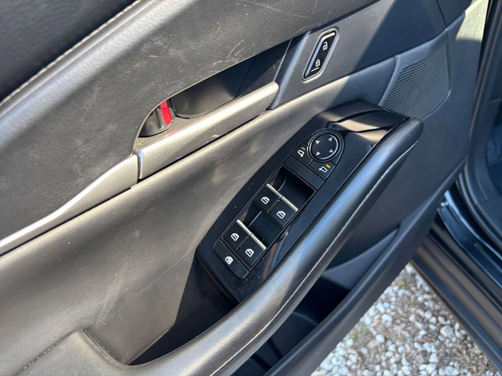 Thumbnail: 2025 Mazda CX-30 - 18