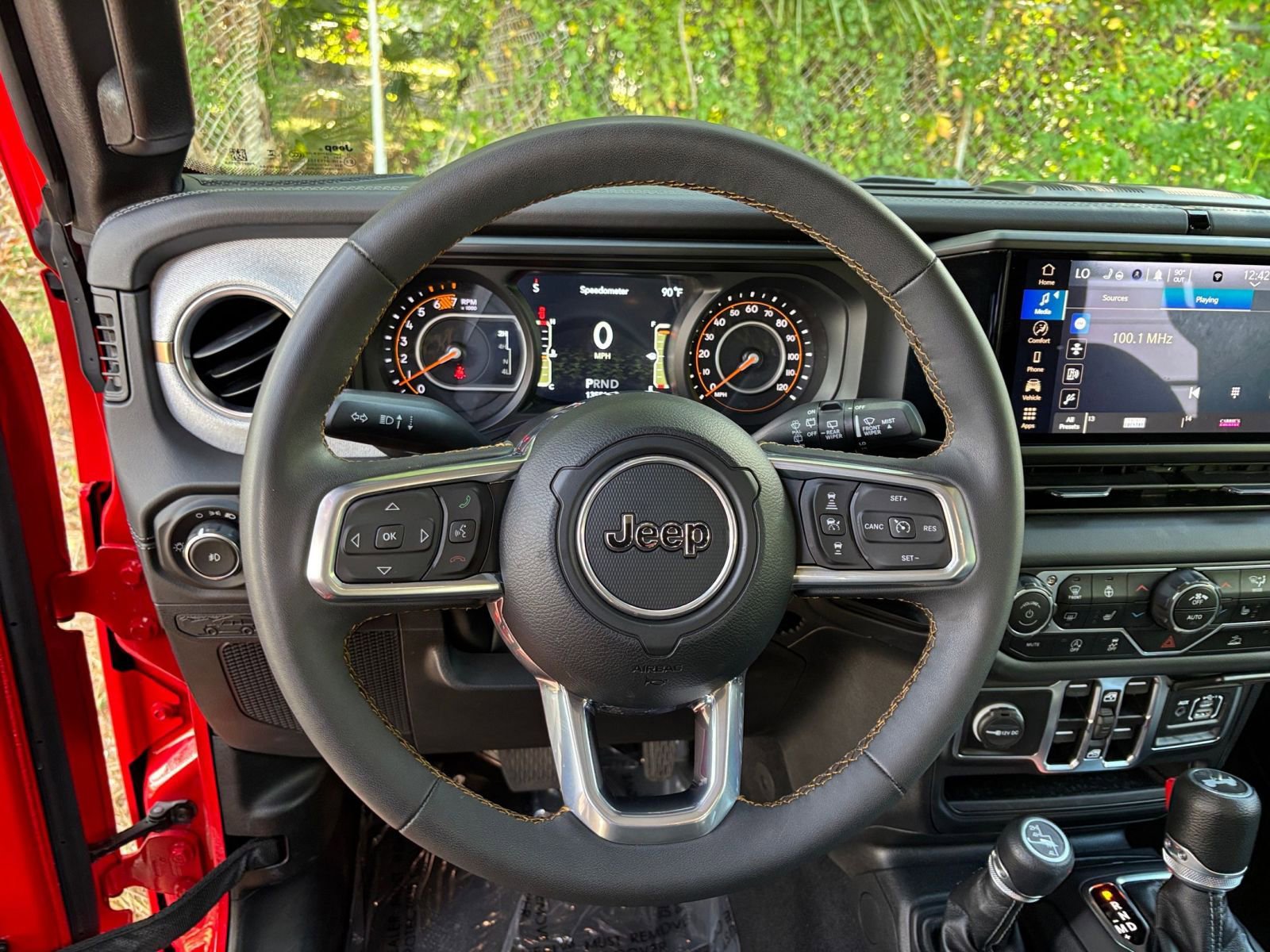 Thumbnail: 2025 Jeep Wrangler - 28