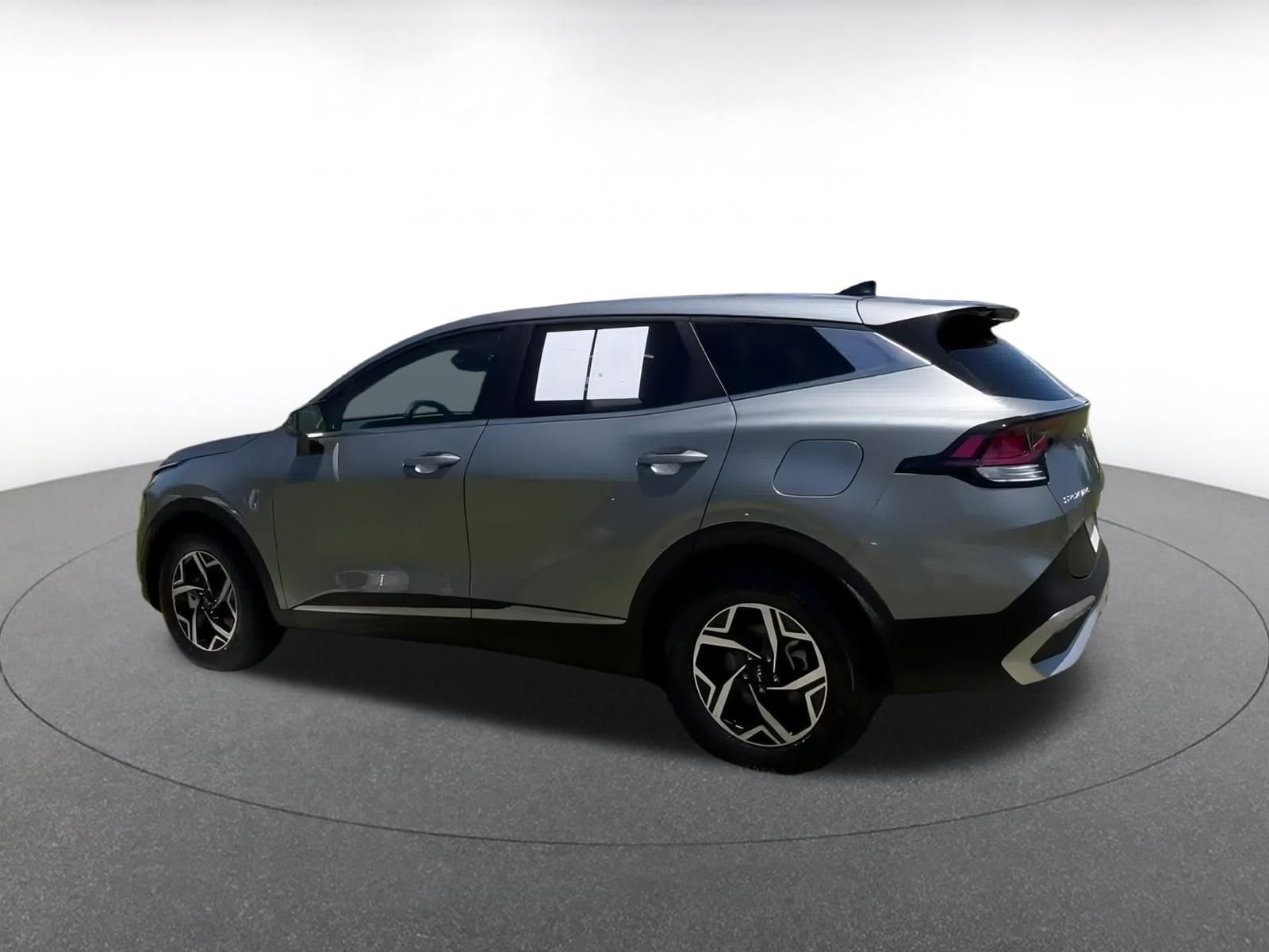 Thumbnail: 2024 Kia Sportage - 10