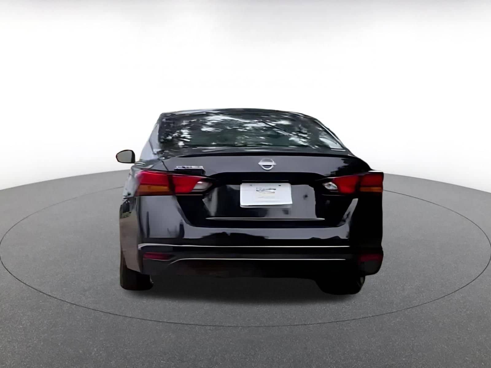 Thumbnail: 2025 Nissan Altima - 11