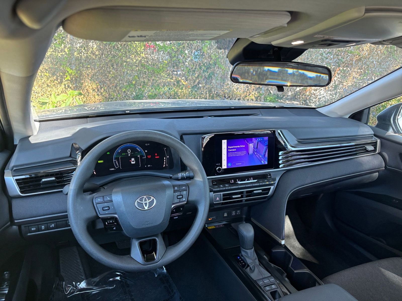 Thumbnail: 2025 Toyota Camry - 33