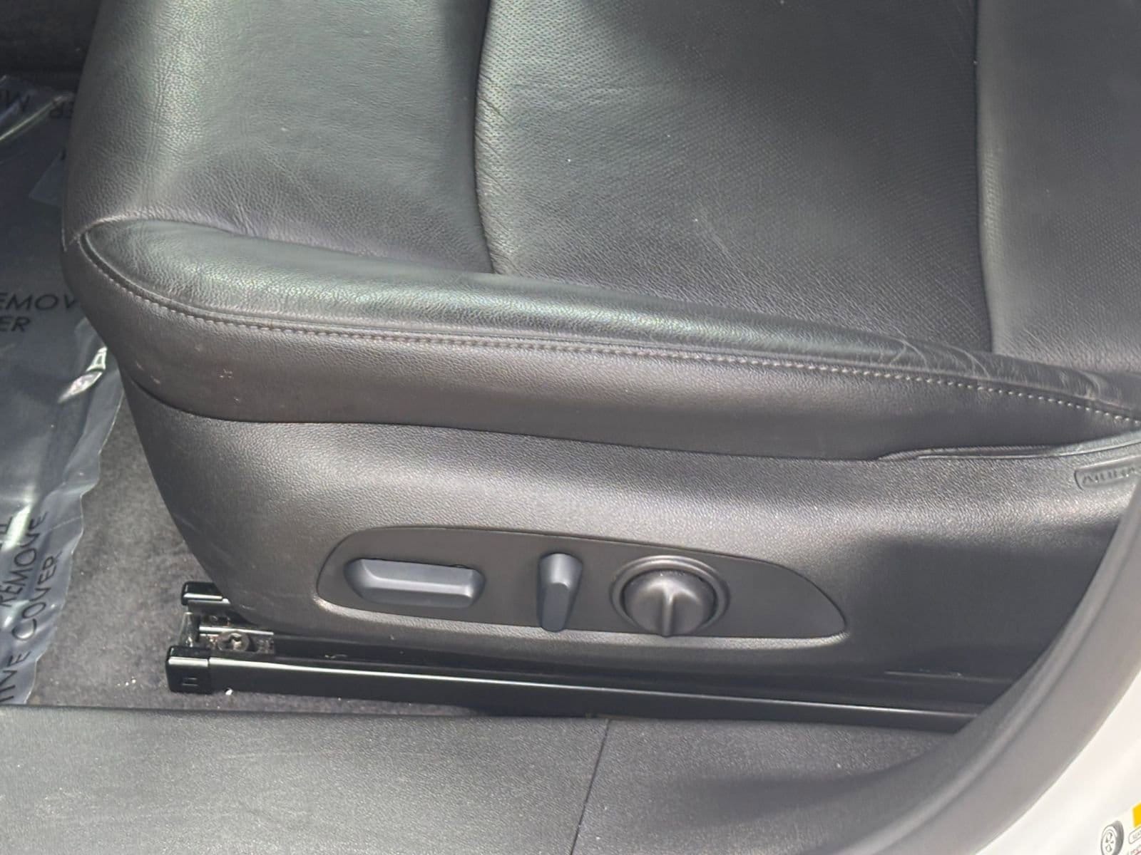 Thumbnail: 2024 Chevrolet Malibu - 23