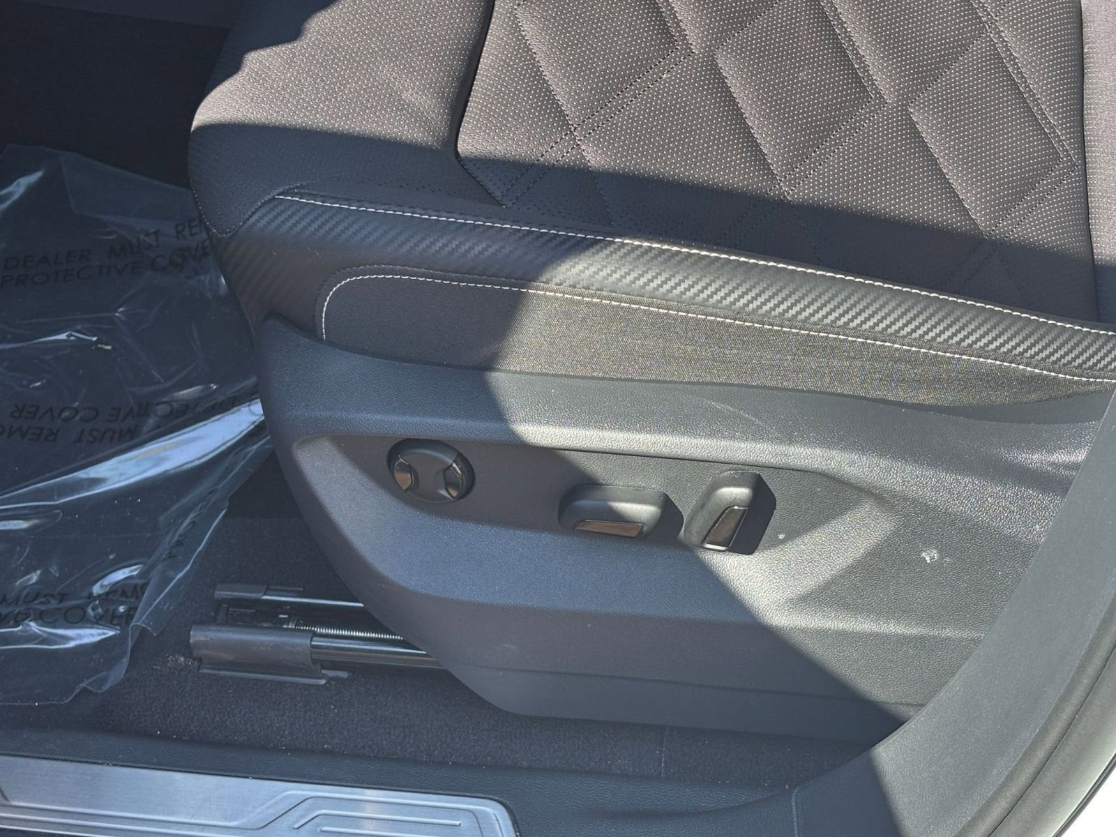 Thumbnail: 2025 Volkswagen Atlas - 23