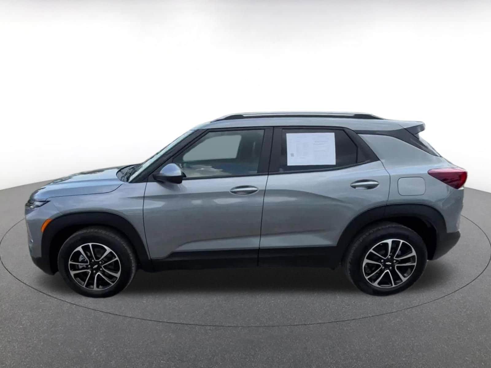 Thumbnail: 2025 Chevrolet TrailBlazer - 9