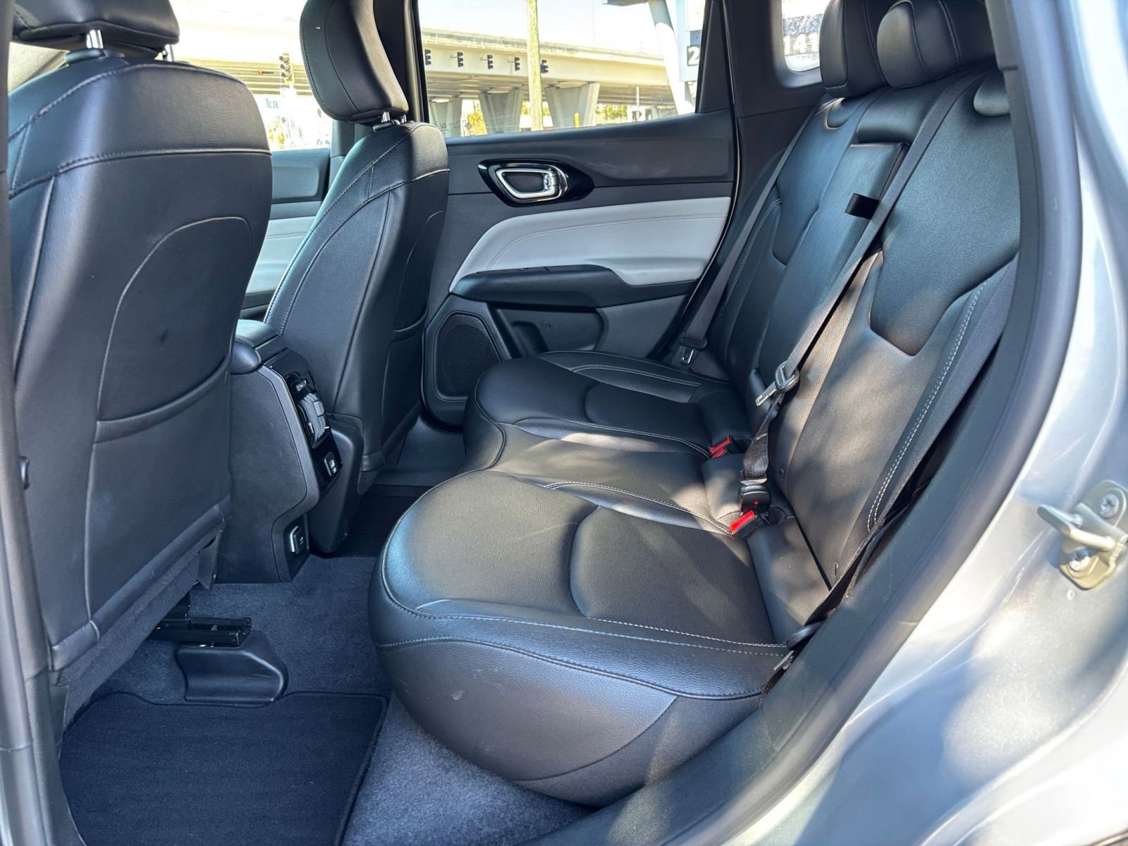 Thumbnail: 2025 Jeep Compass - 27