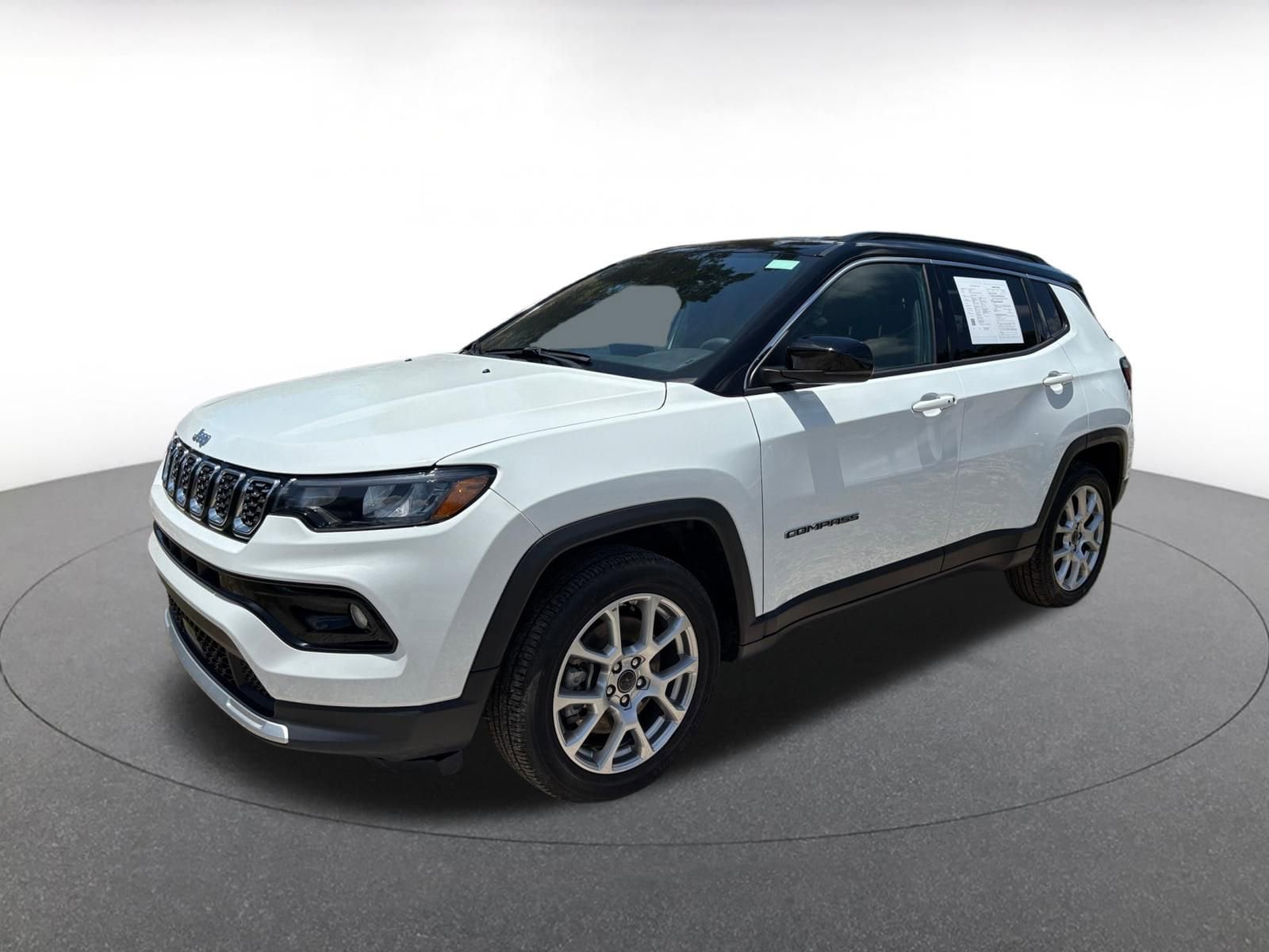 Thumbnail: 2025 Jeep Compass - 3