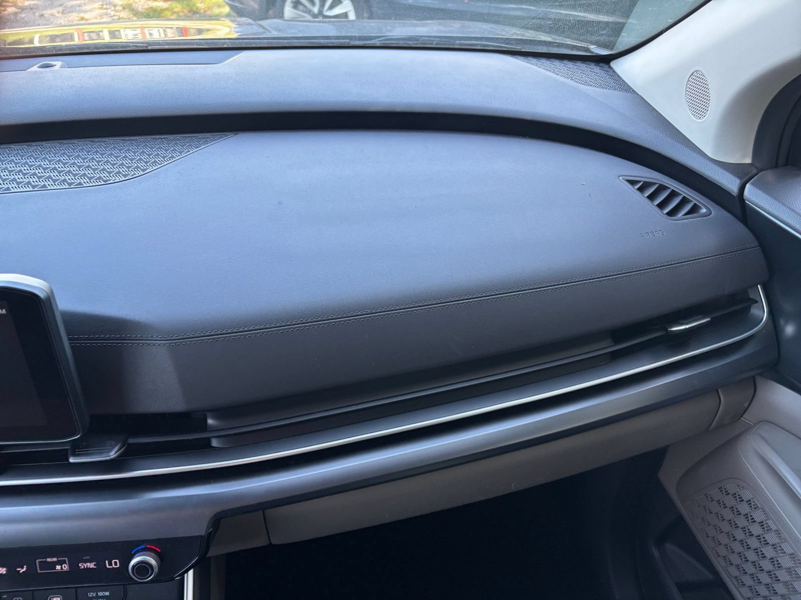 Thumbnail: 2026 Kia Carnival - 33