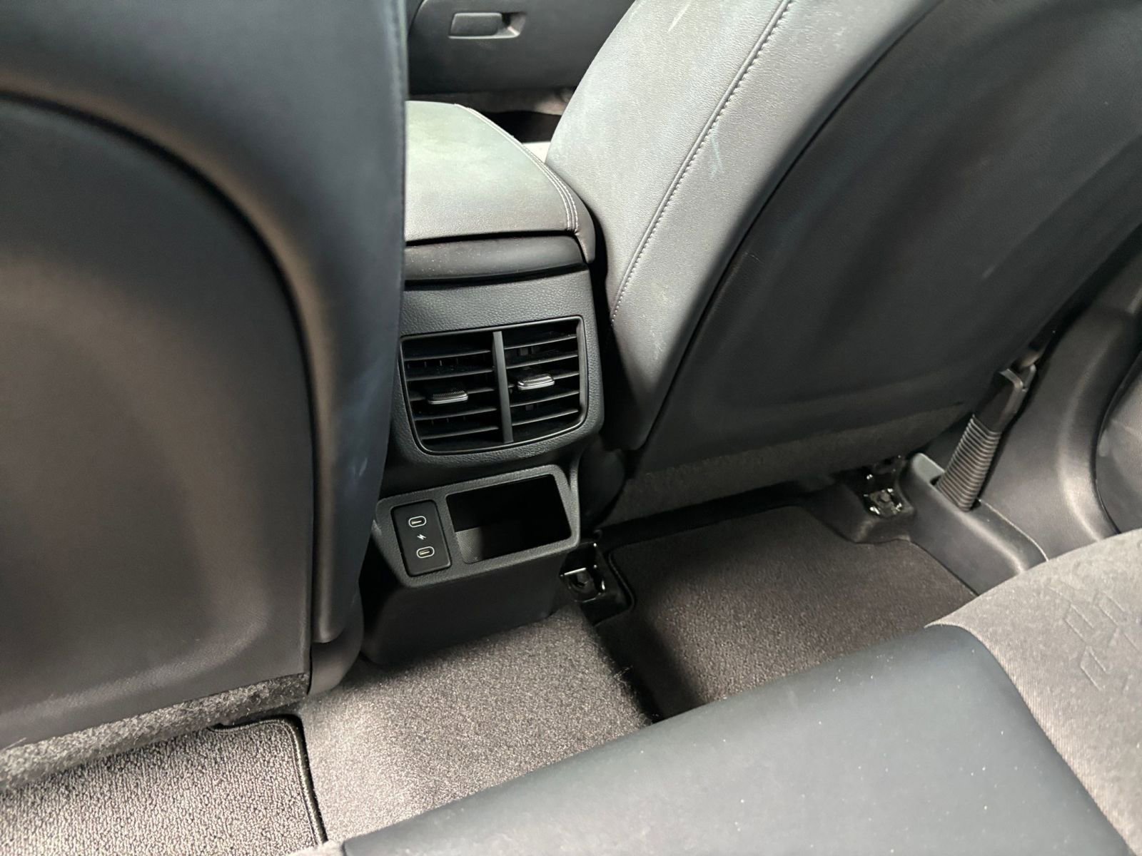 Thumbnail: 2025 Kia Seltos - 24