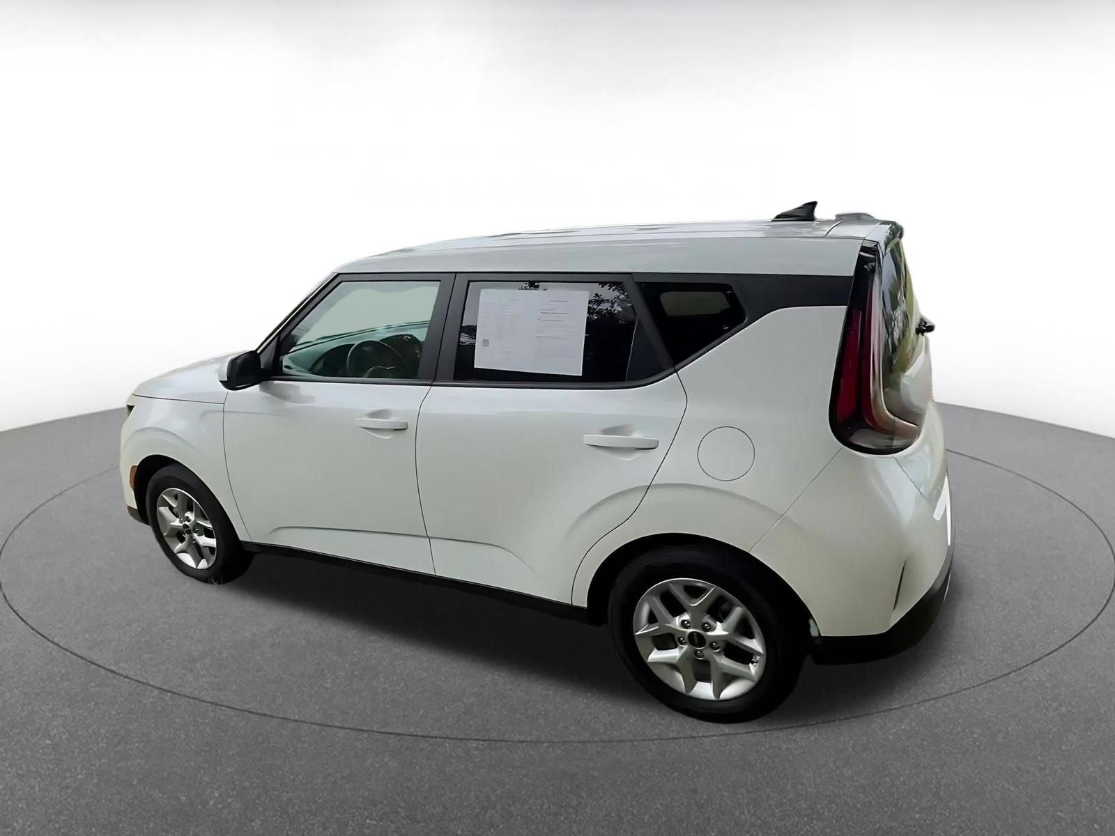 Thumbnail: 2025 Kia Soul - 10