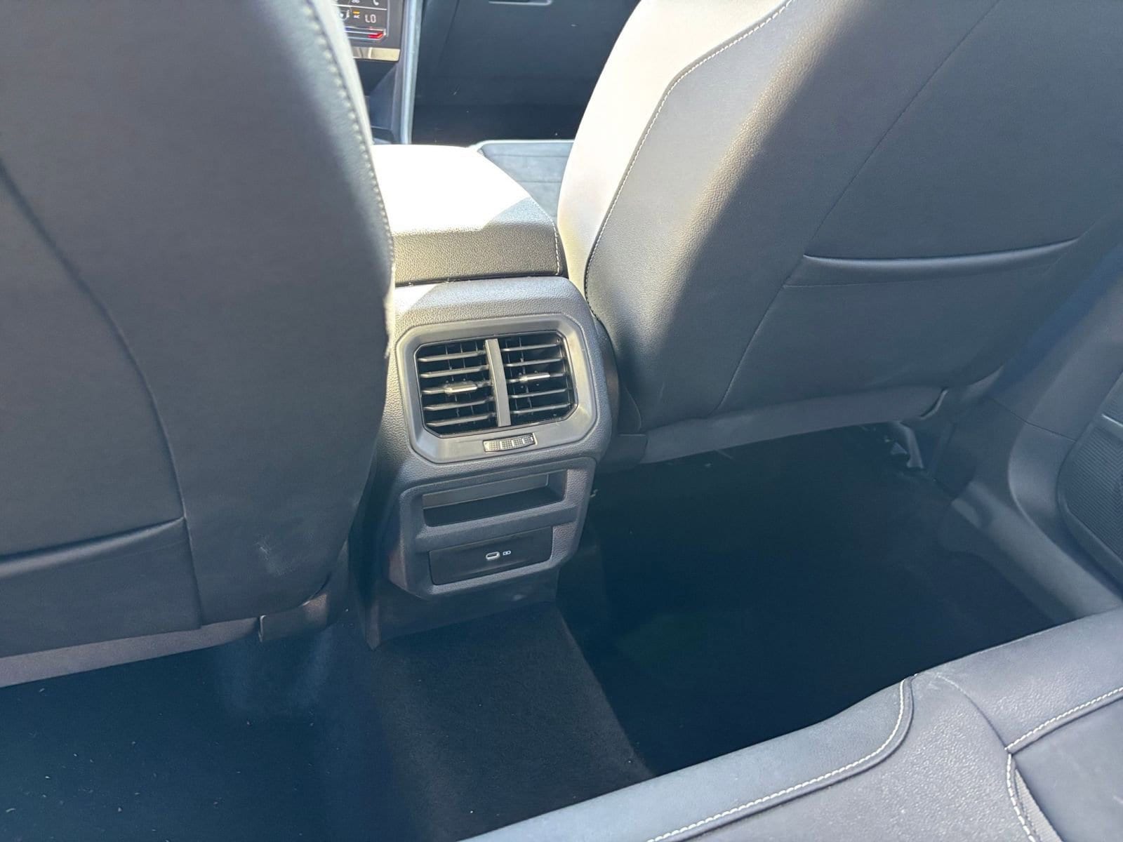 Thumbnail: 2025 Volkswagen Taos - 24