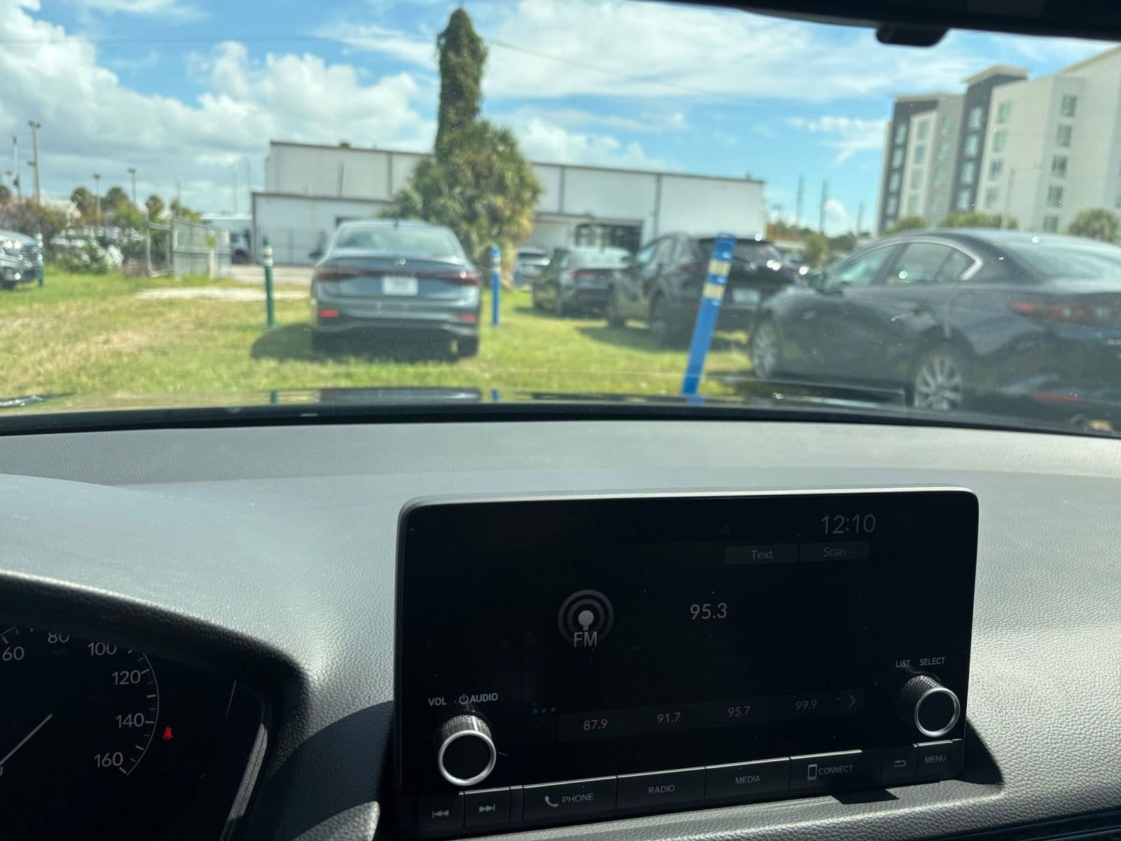 Thumbnail: 2025 Honda Civic - 18