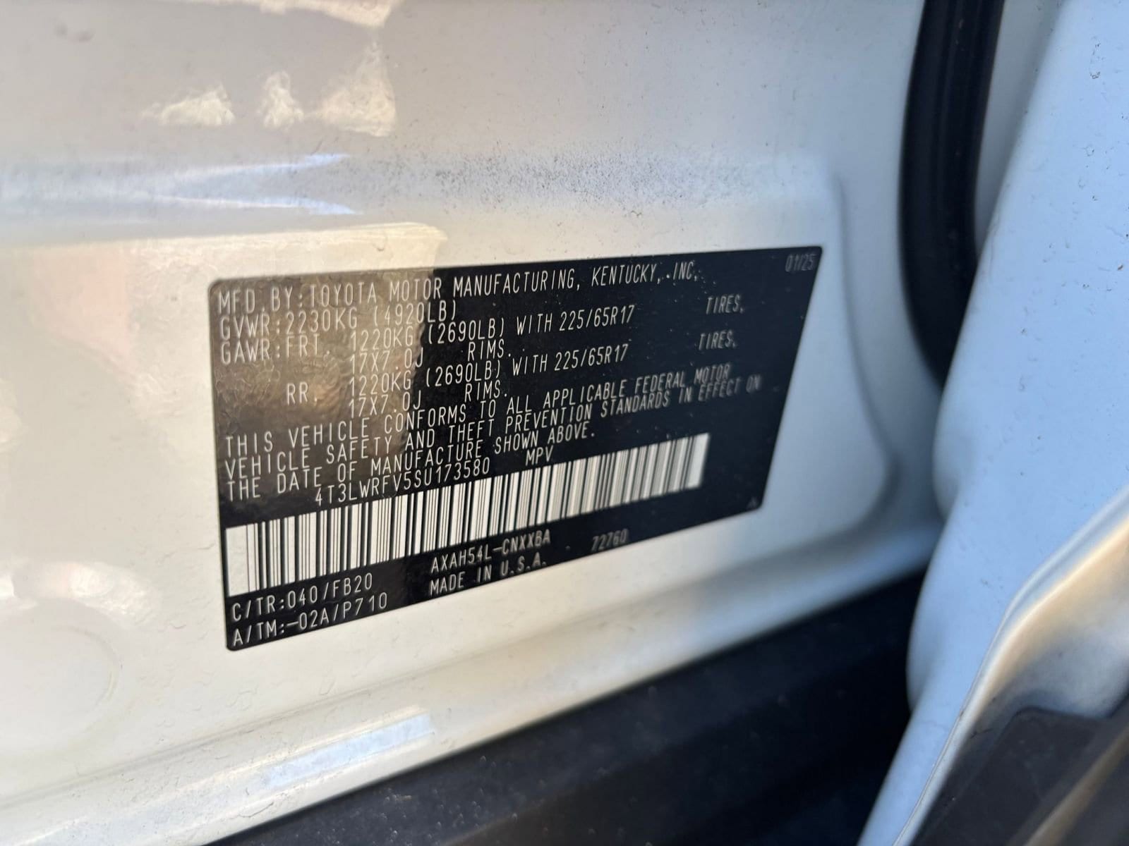 Thumbnail: 2025 Toyota RAV4 - 30