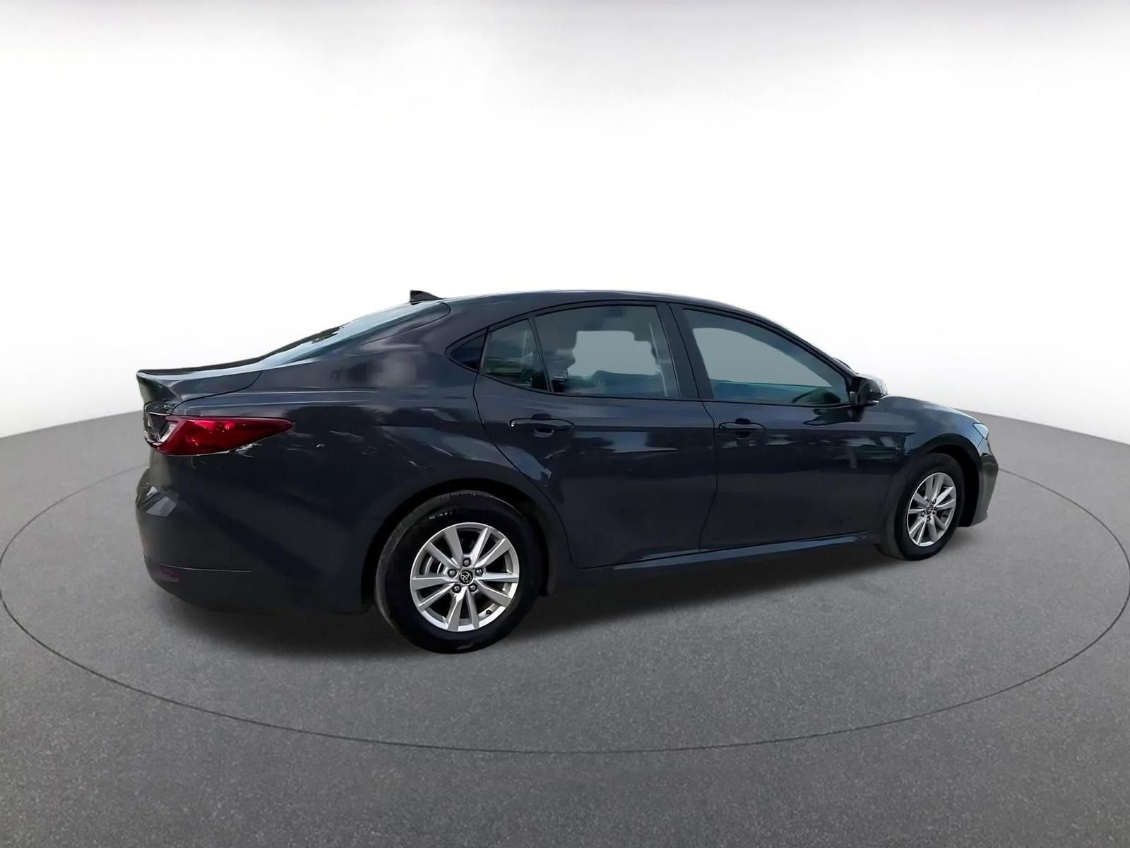 Thumbnail: 2025 Toyota Camry - 17