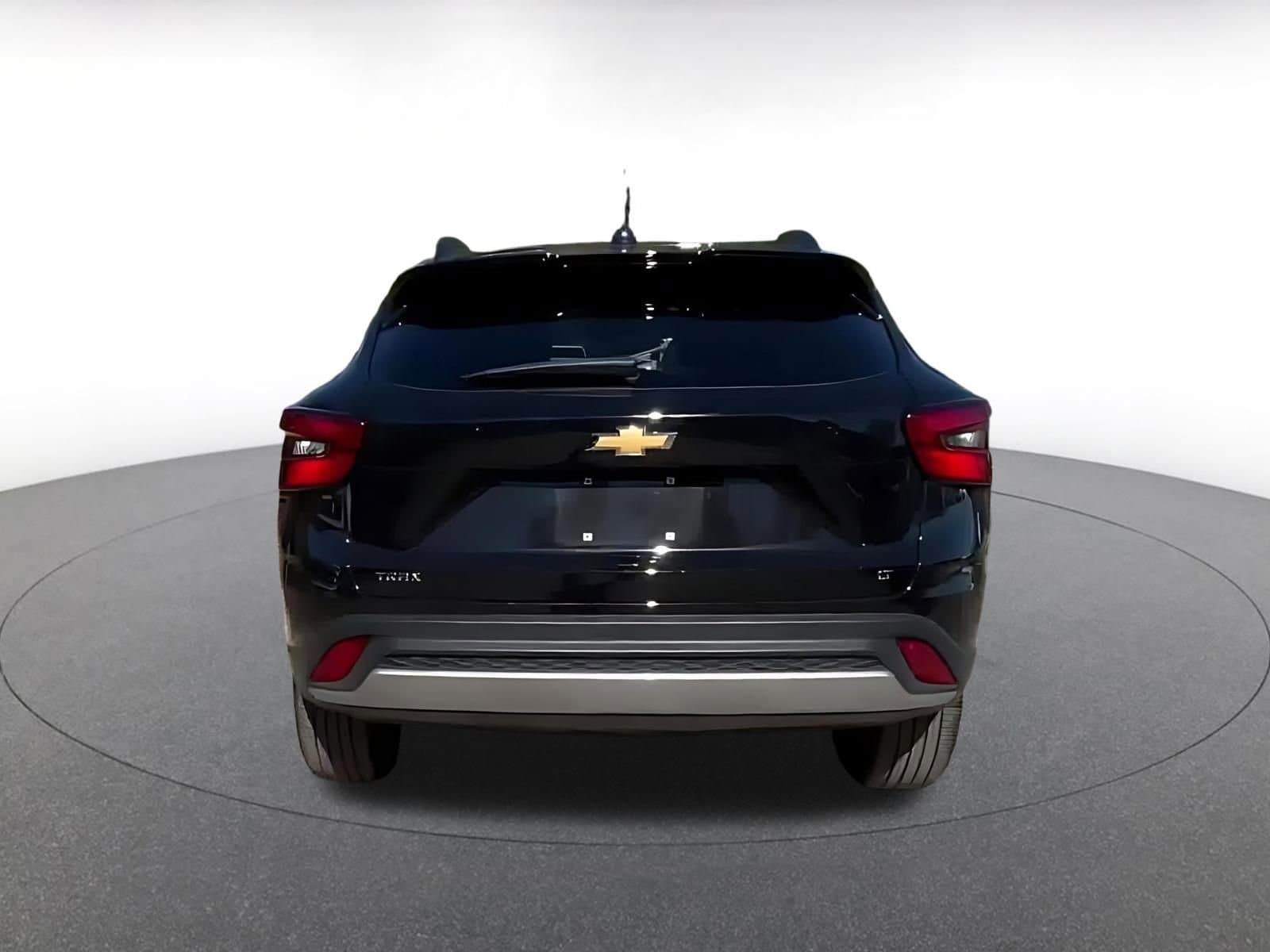 Thumbnail: 2025 Chevrolet Trax - 12