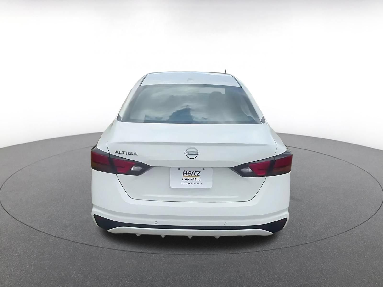 Thumbnail: 2025 Nissan Altima - 12