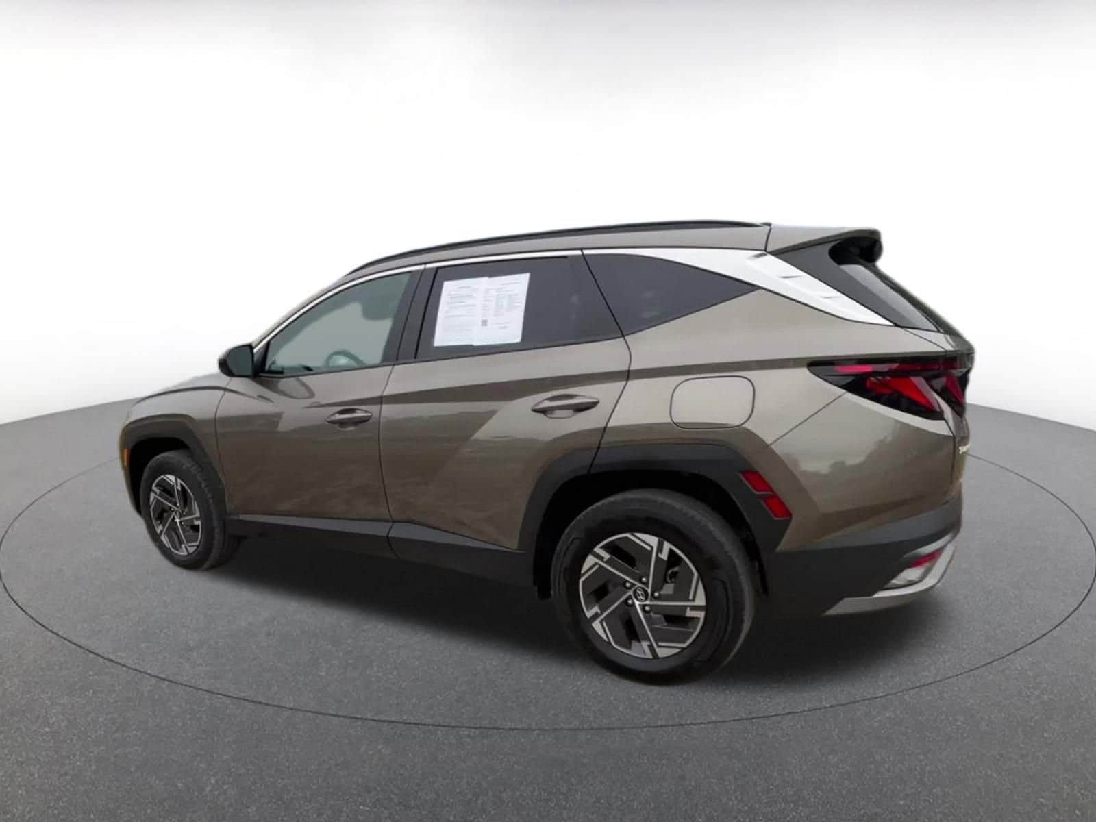 Thumbnail: 2025 Hyundai Tucson - 10