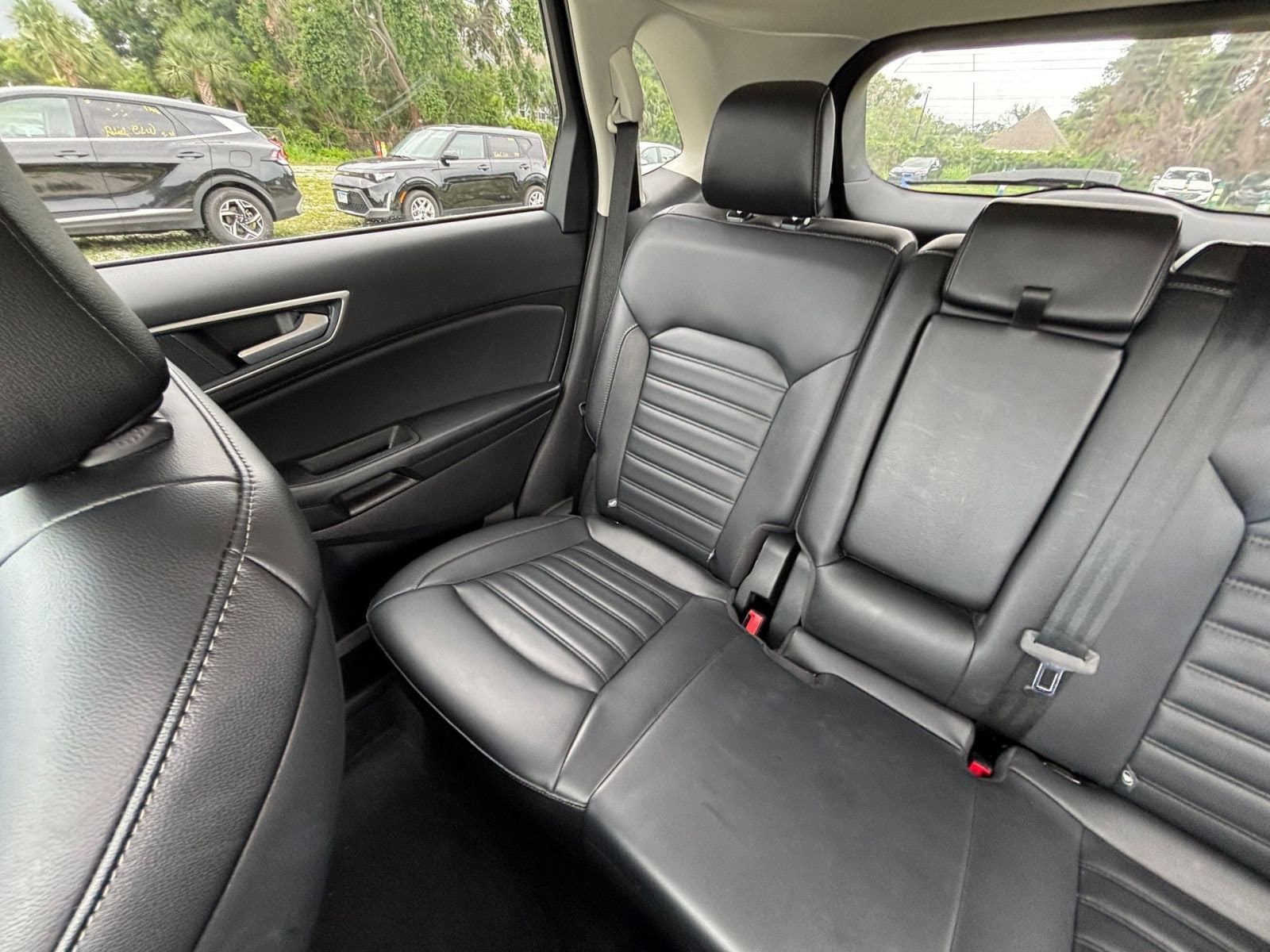 2024 Ford Edge SEL 33