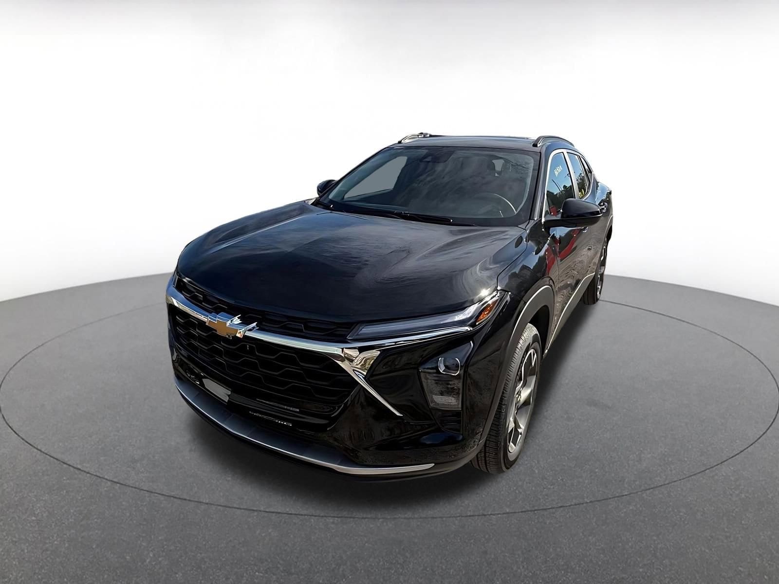 Thumbnail: 2025 Chevrolet Trax - 4