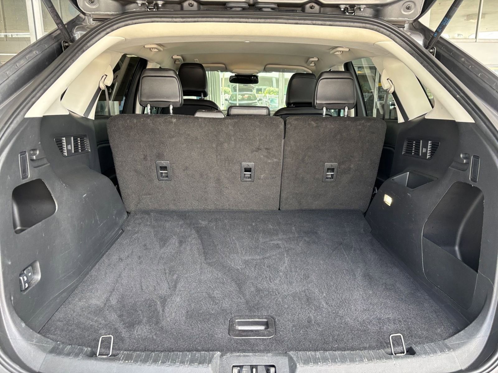 Thumbnail: 2024 Ford Edge - 31