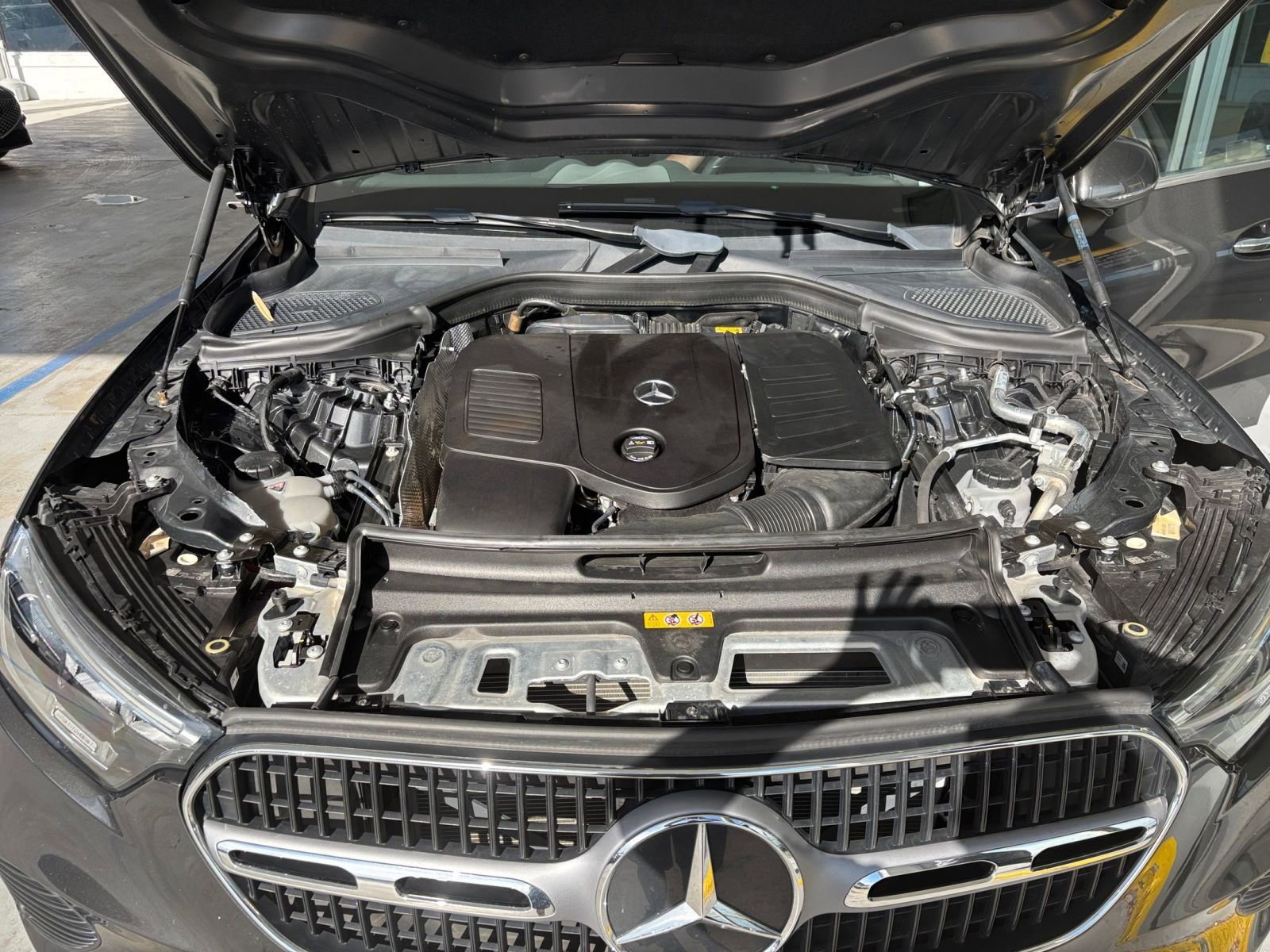 Thumbnail: 2023 Mercedes-Benz GLC - 32