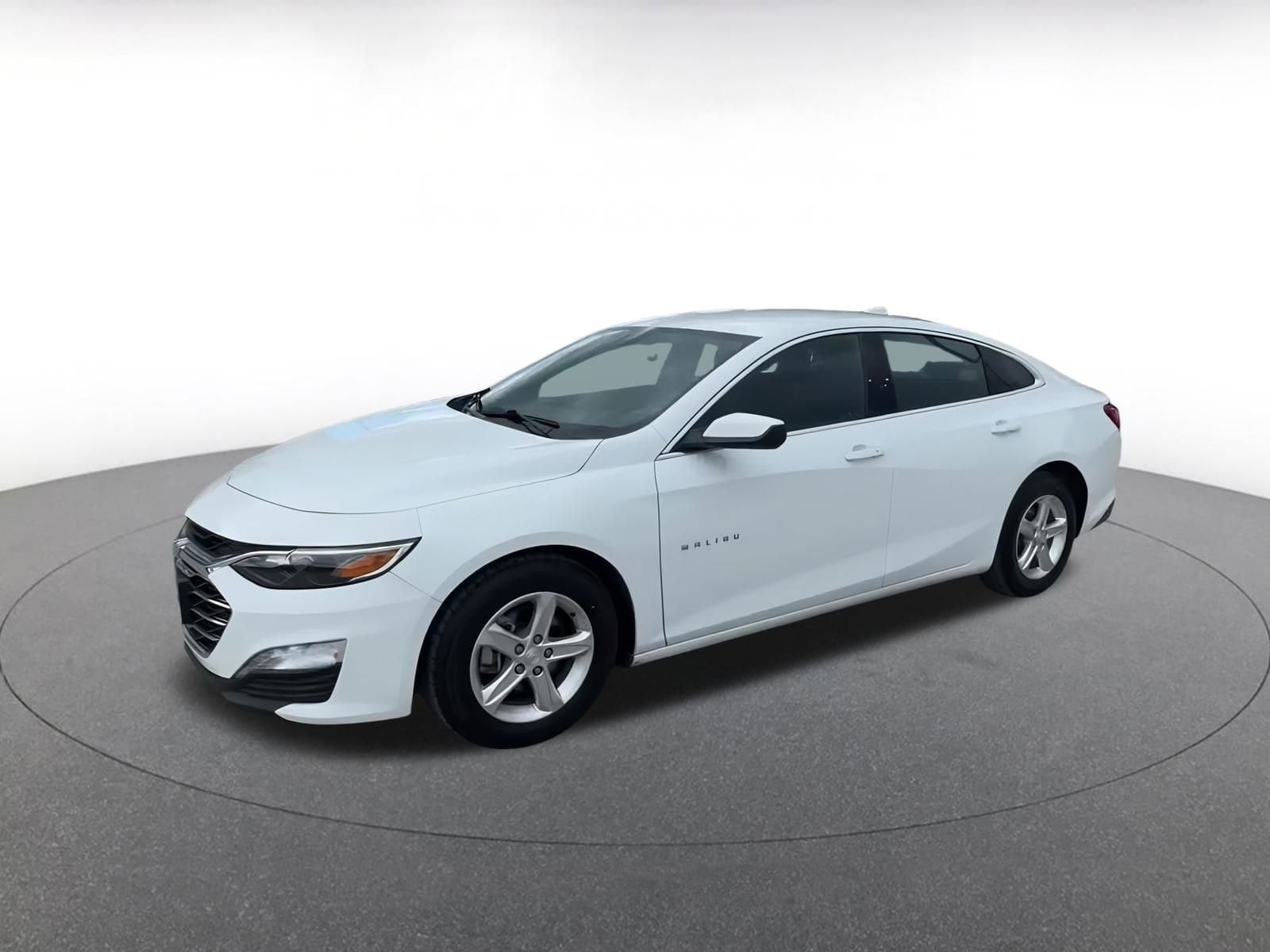 Thumbnail: 2024 Chevrolet Malibu - 8