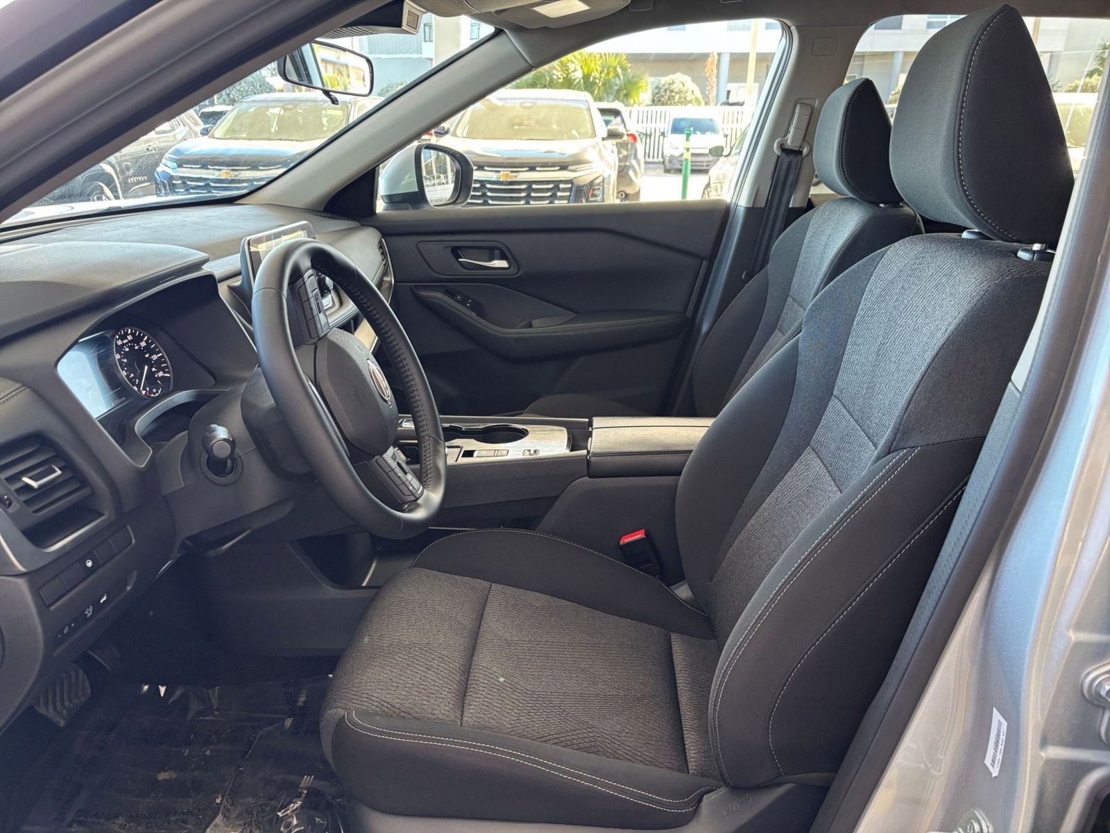 Thumbnail: 2025 Nissan Rogue - 29