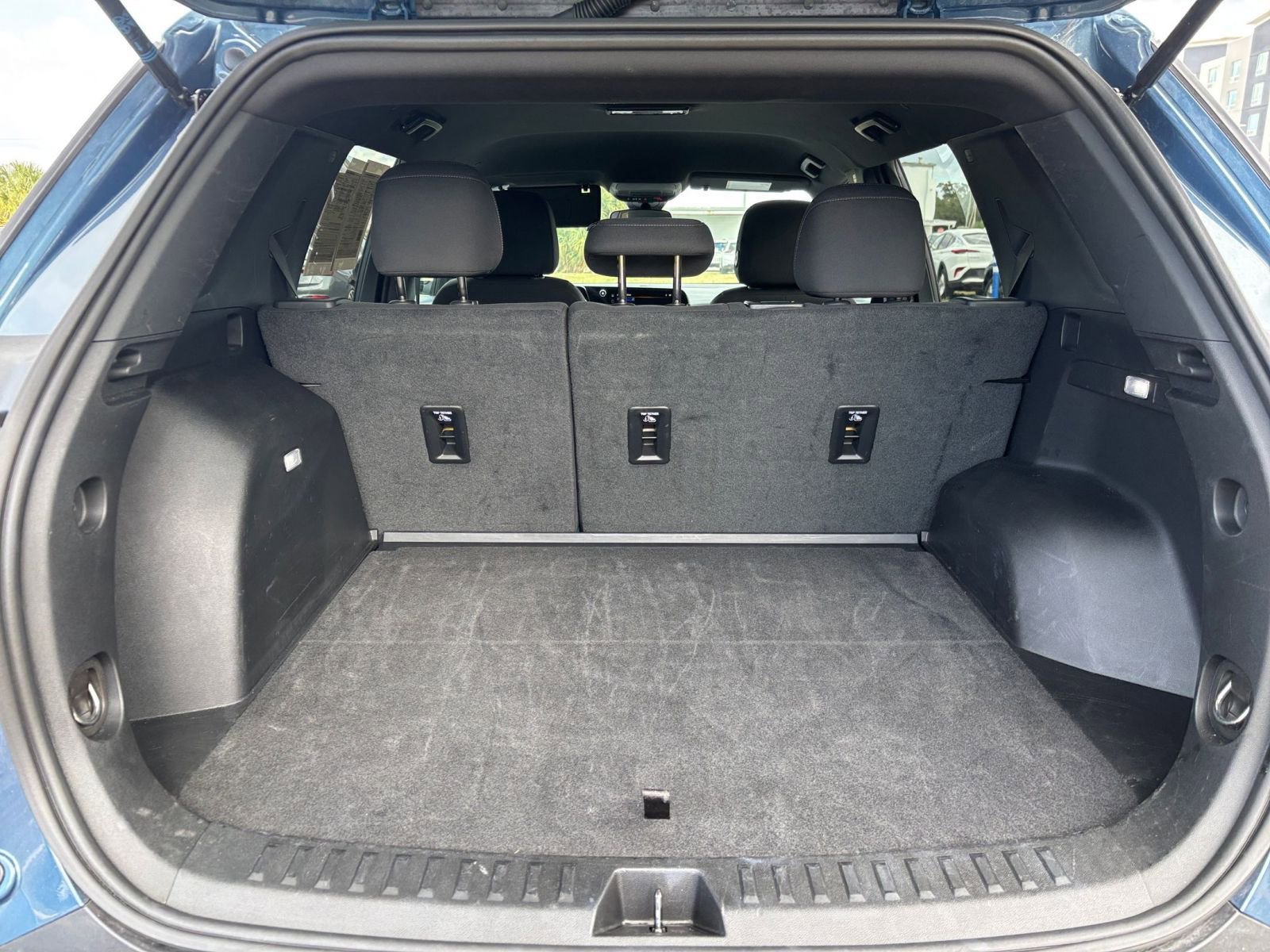 Thumbnail: 2025 Chevrolet Equinox - 31