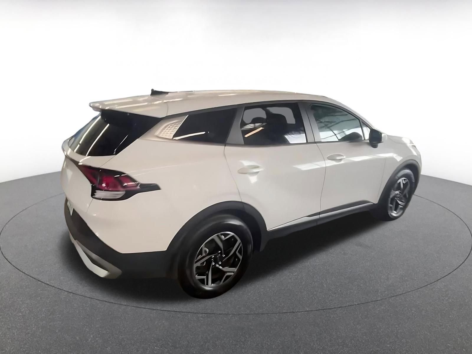 Thumbnail: 2025 Kia Sportage - 15