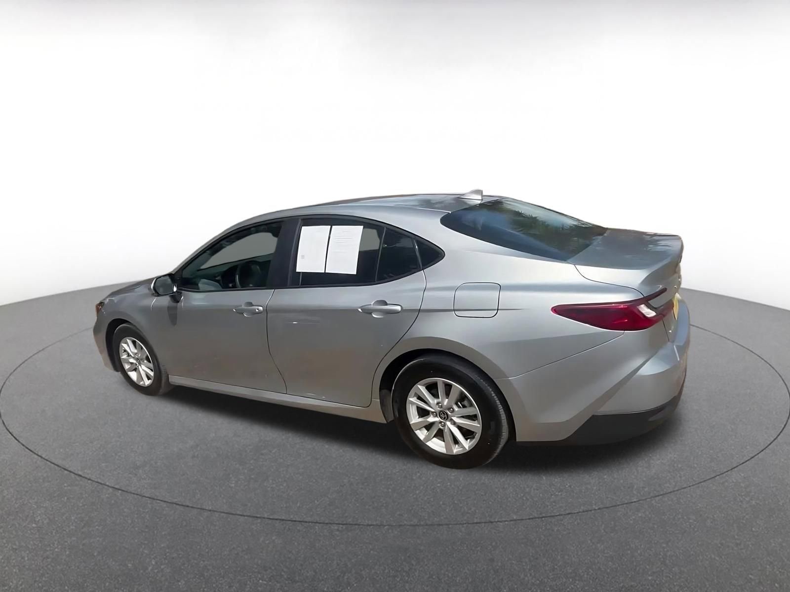 Thumbnail: 2025 Toyota Camry - 10