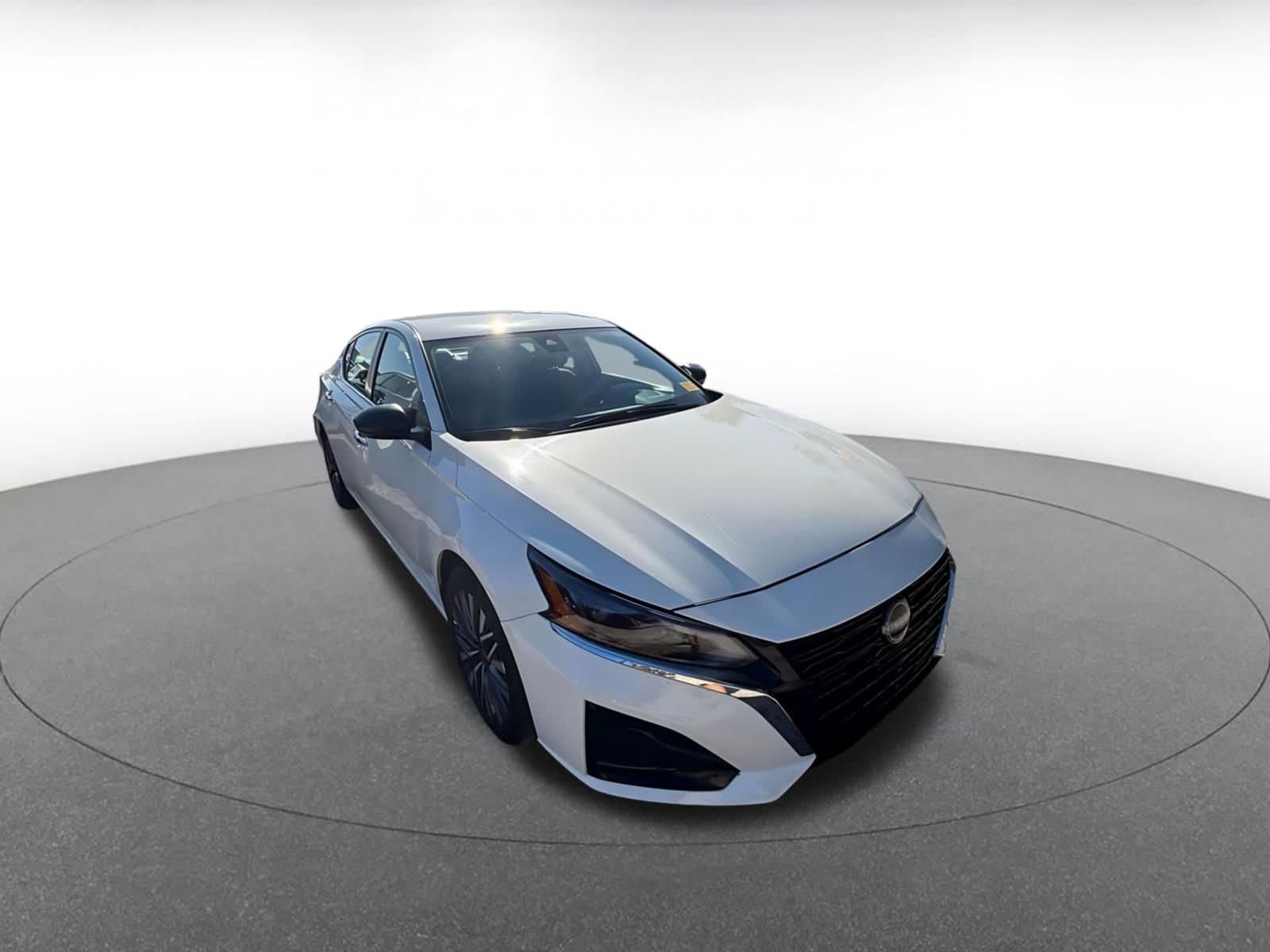 Thumbnail: 2025 Nissan Altima - 2