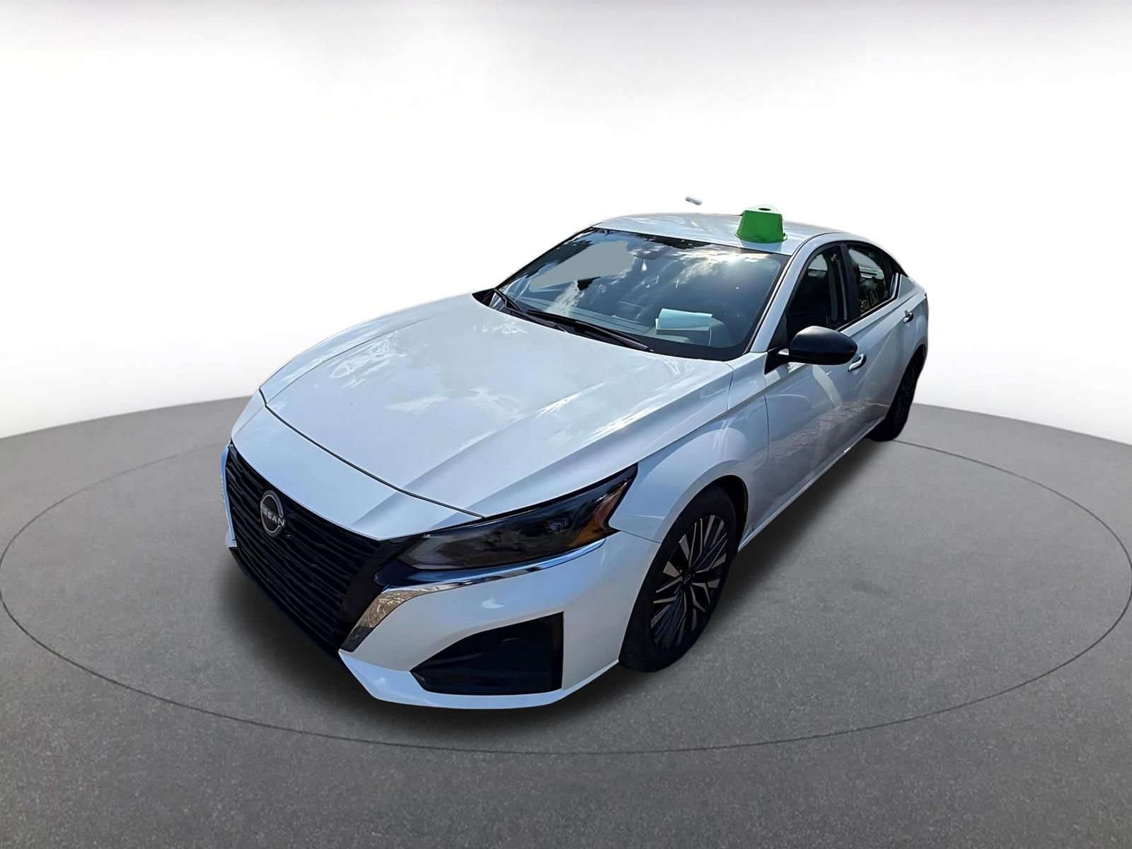 Thumbnail: 2025 Nissan Altima - 3