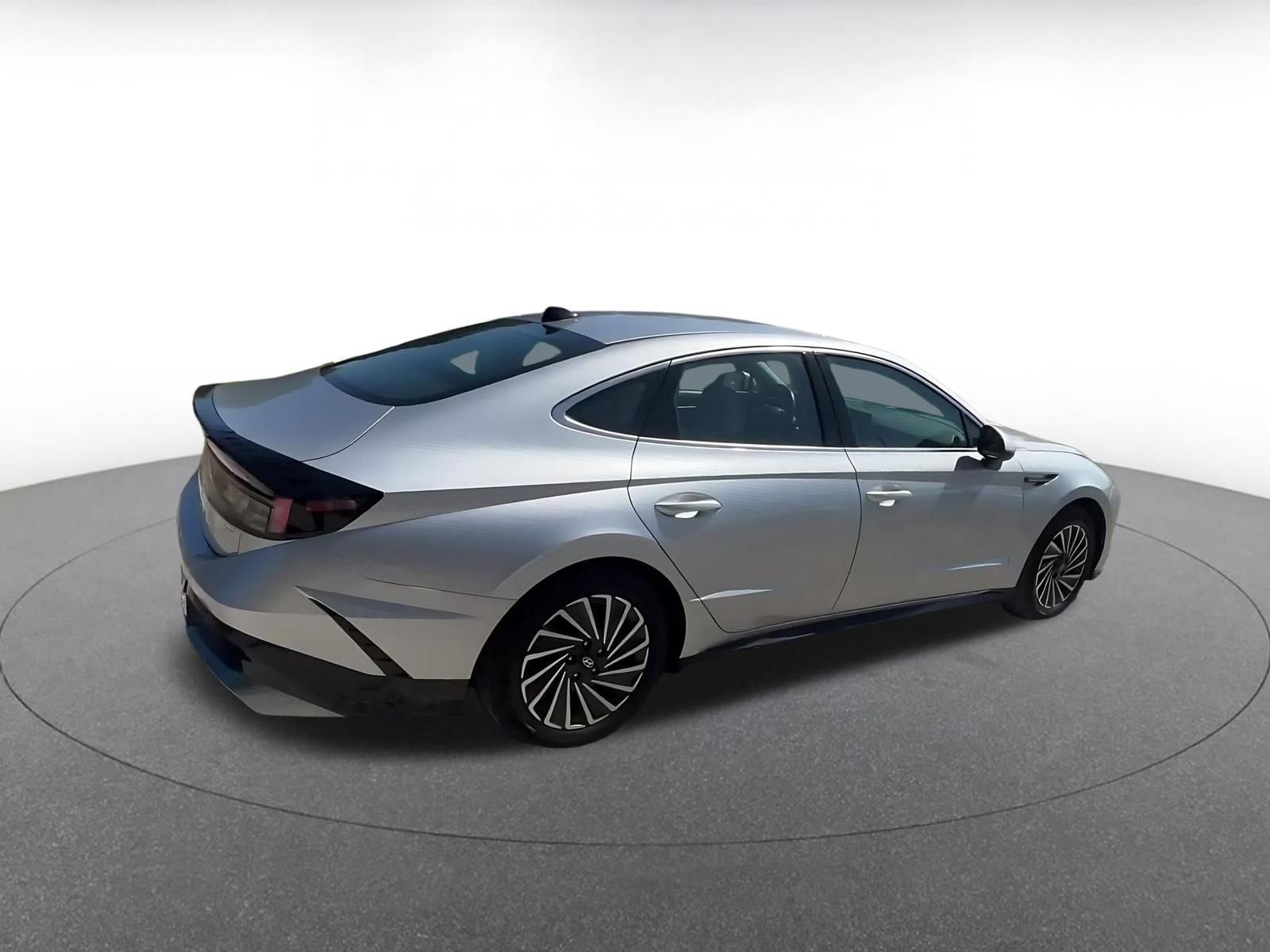 Thumbnail: 2025 Hyundai Sonata - 15