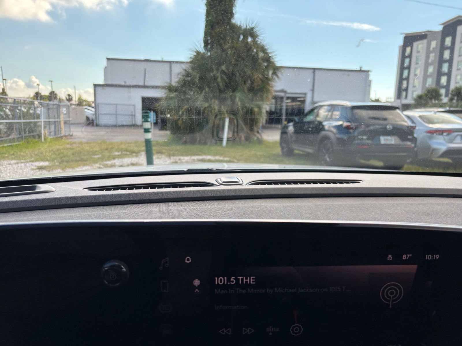 Thumbnail: 2025 Buick Envista - 18