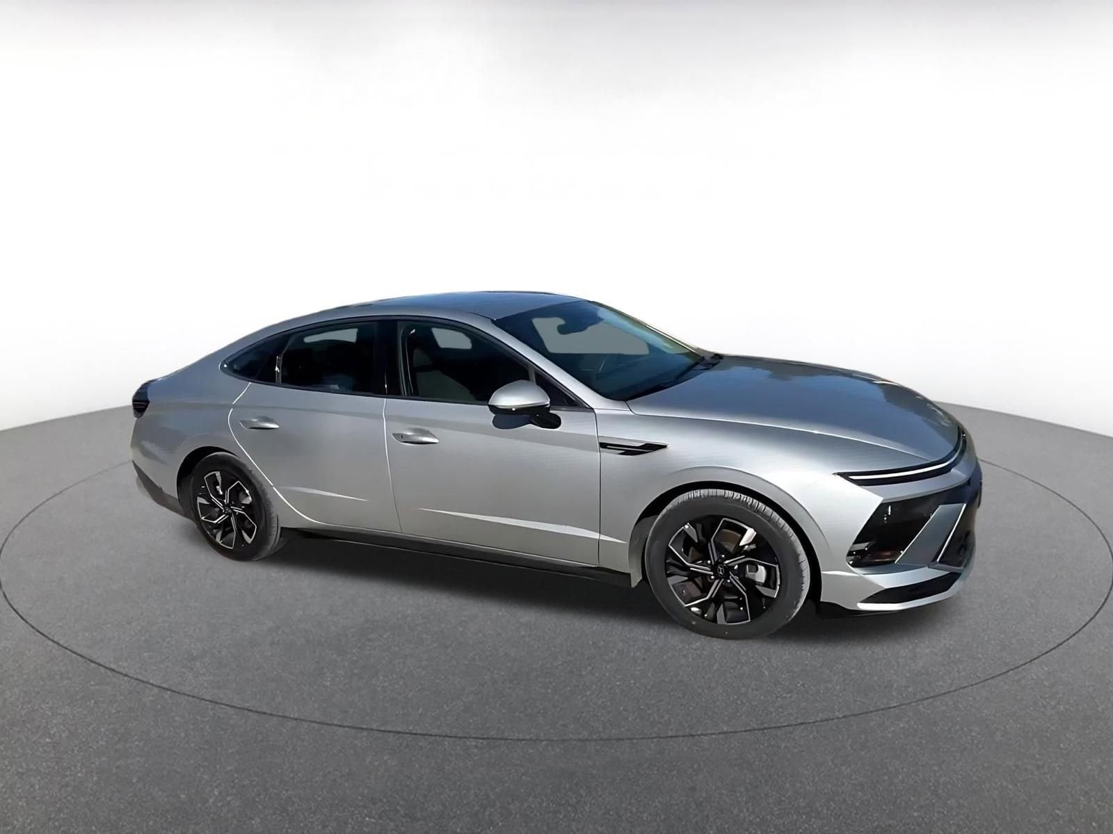 Thumbnail: 2025 Hyundai Sonata - 2