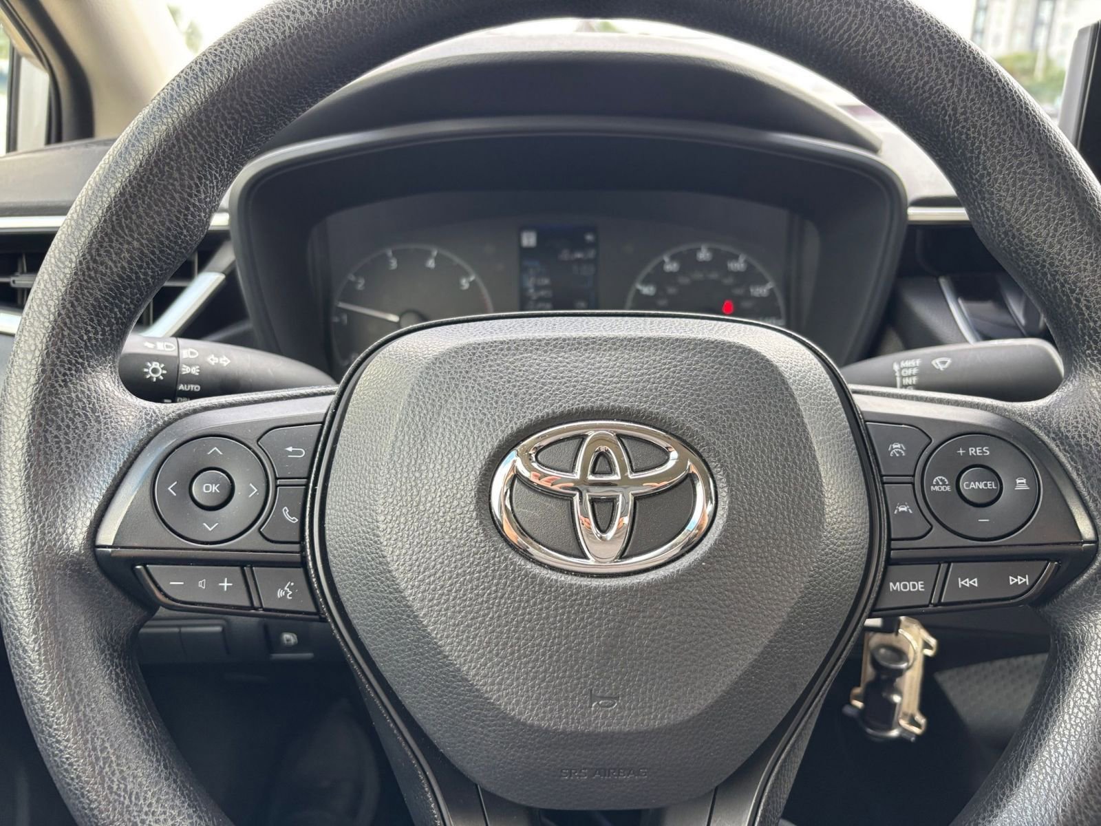 Thumbnail: 2025 Toyota Corolla - 28