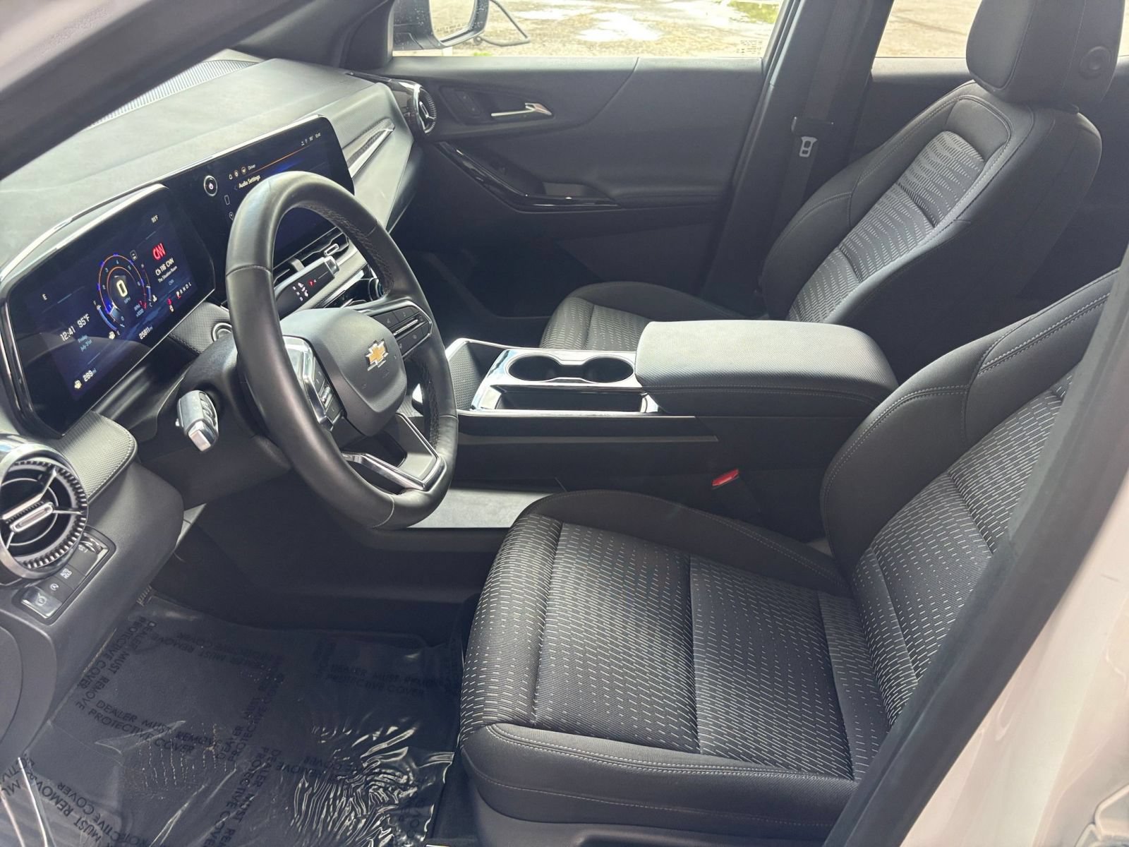 Thumbnail: 2025 Chevrolet Equinox - 28