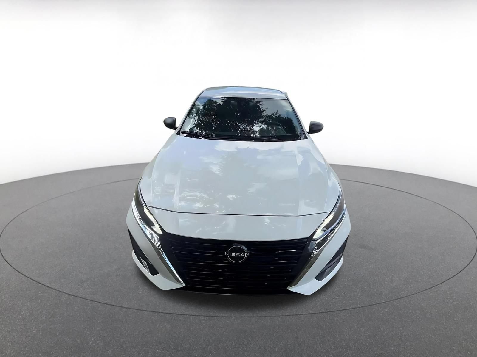 Thumbnail: 2025 Nissan Altima - 4