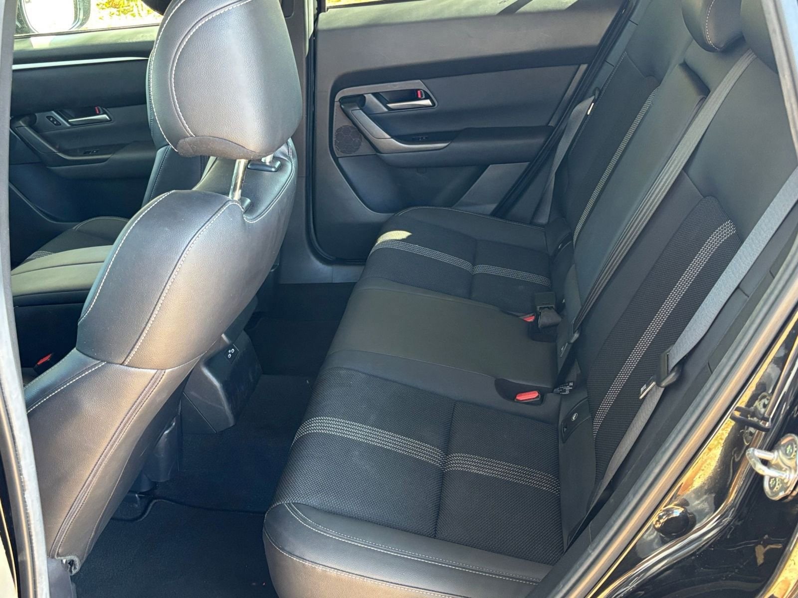 Thumbnail: 2025 Mazda CX-50 - 27