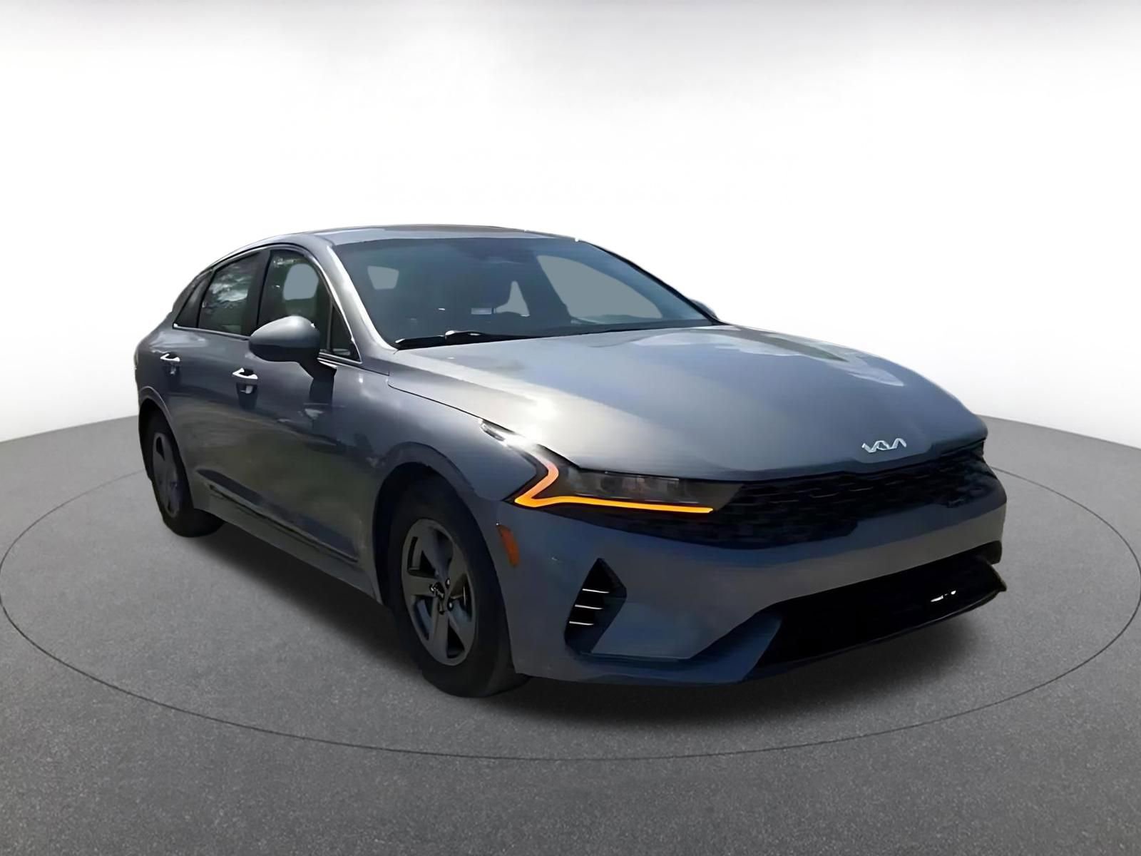 Thumbnail: 2023 Kia K5 - 2