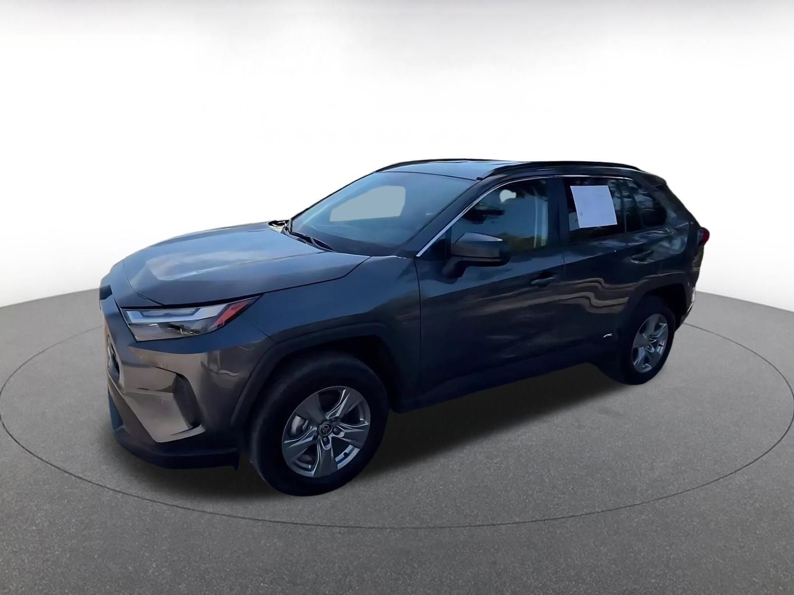 Thumbnail: 2025 Toyota RAV4 - 8