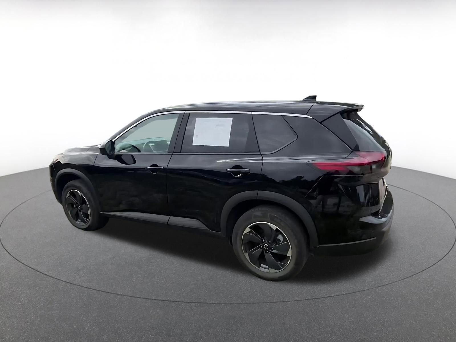 Thumbnail: 2025 Nissan Rogue - 10