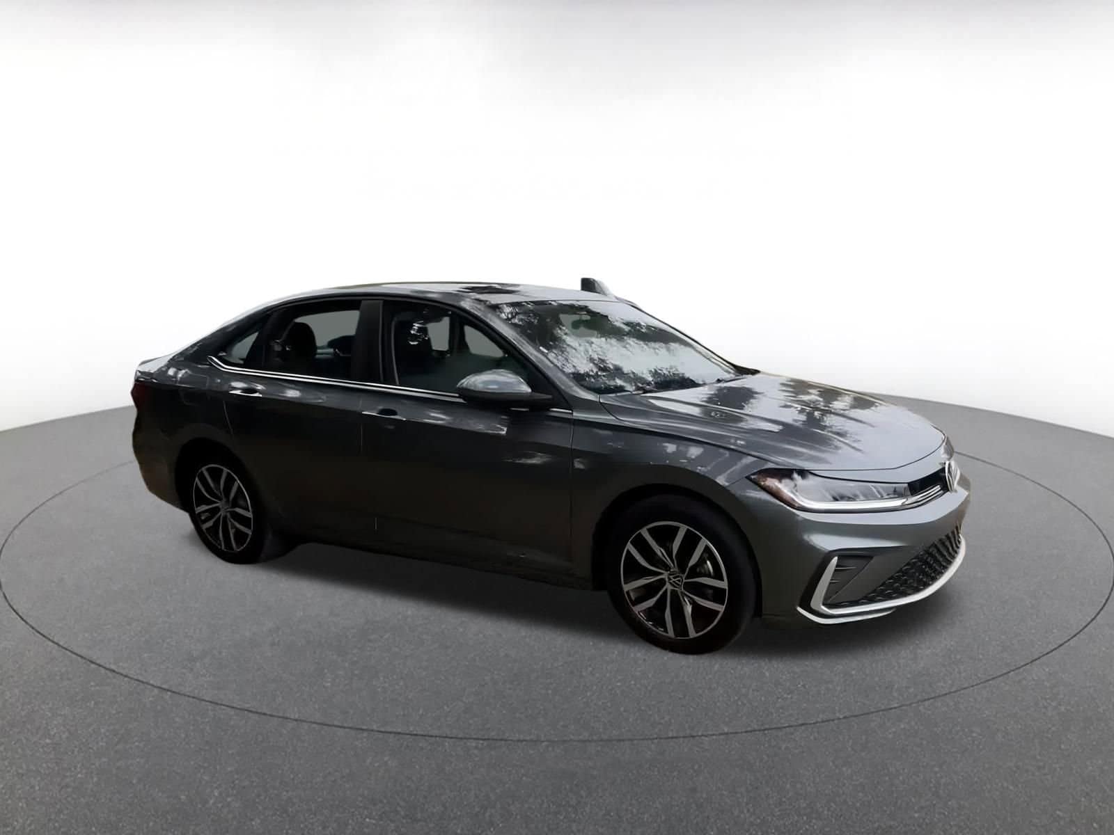 Thumbnail: 2025 Volkswagen Jetta - 1