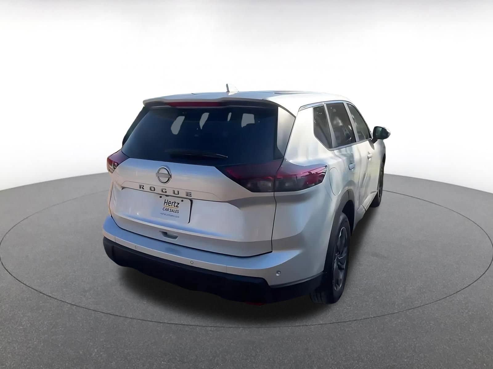 Thumbnail: 2025 Nissan Rogue - 15