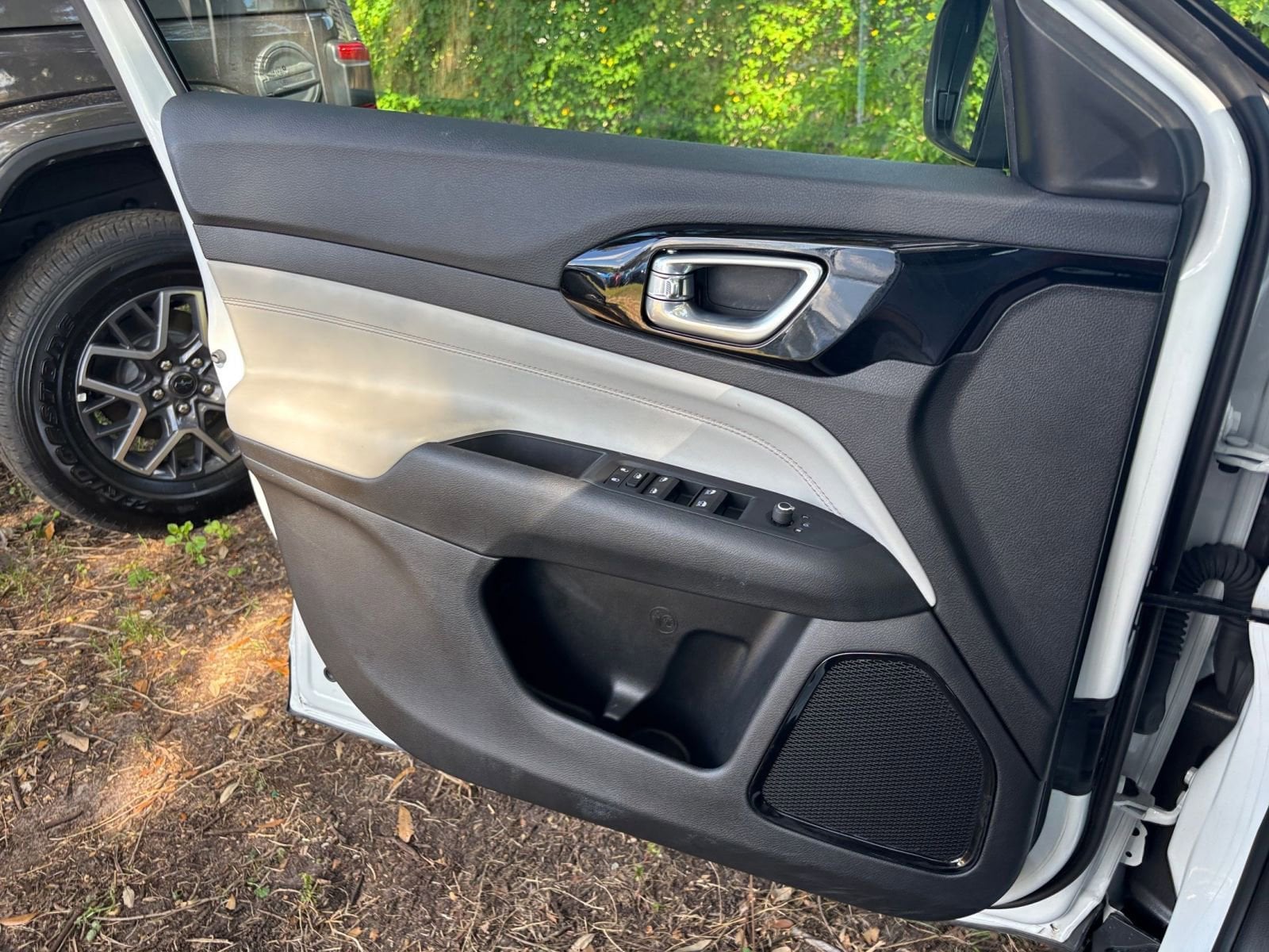 Thumbnail: 2025 Jeep Compass - 29