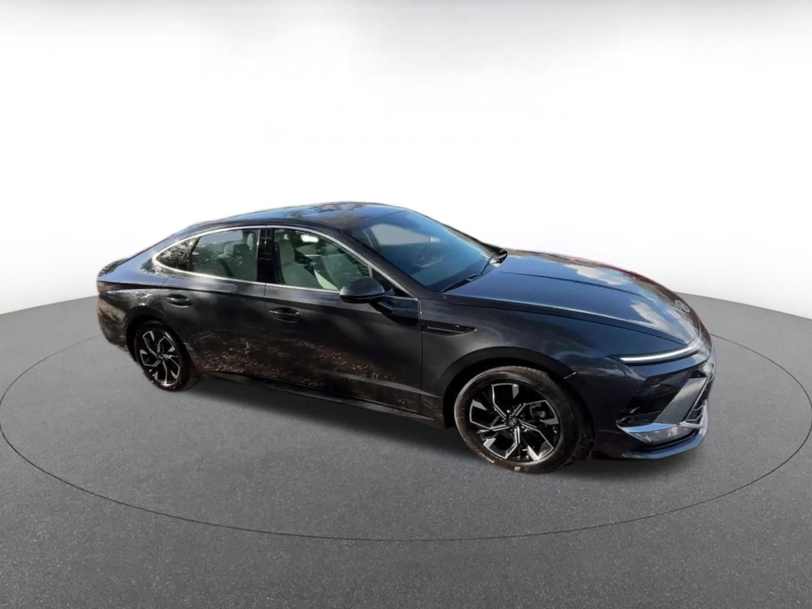 Thumbnail: 2025 Hyundai Sonata - 2