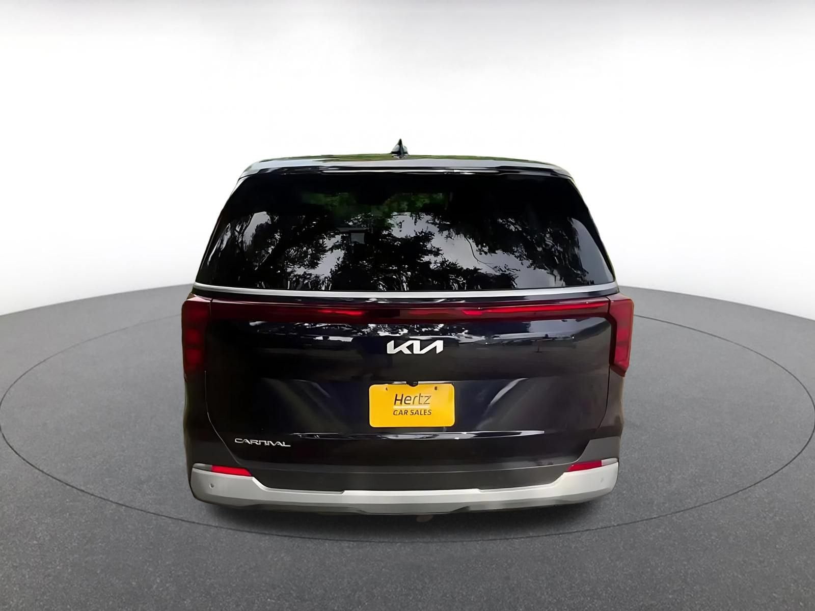 Thumbnail: 2026 Kia Carnival - 12