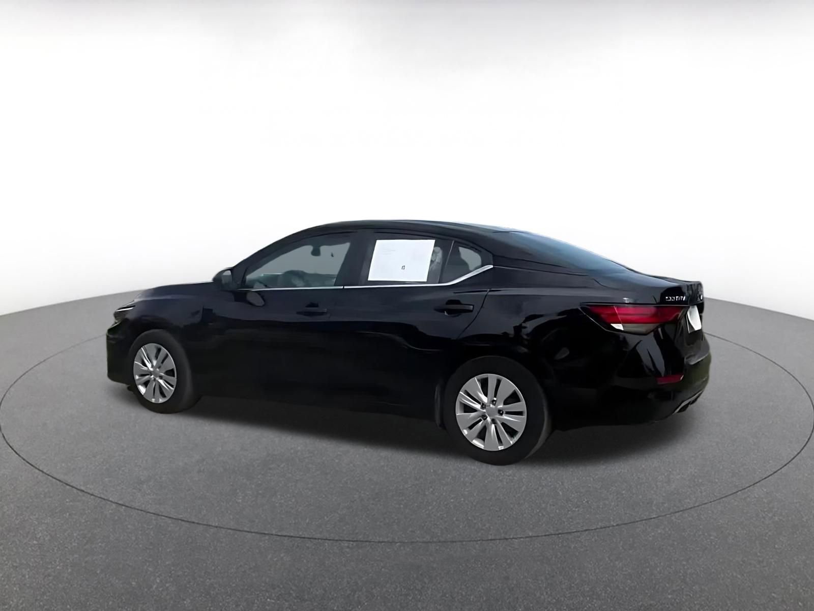 Thumbnail: 2025 Nissan Sentra - 10